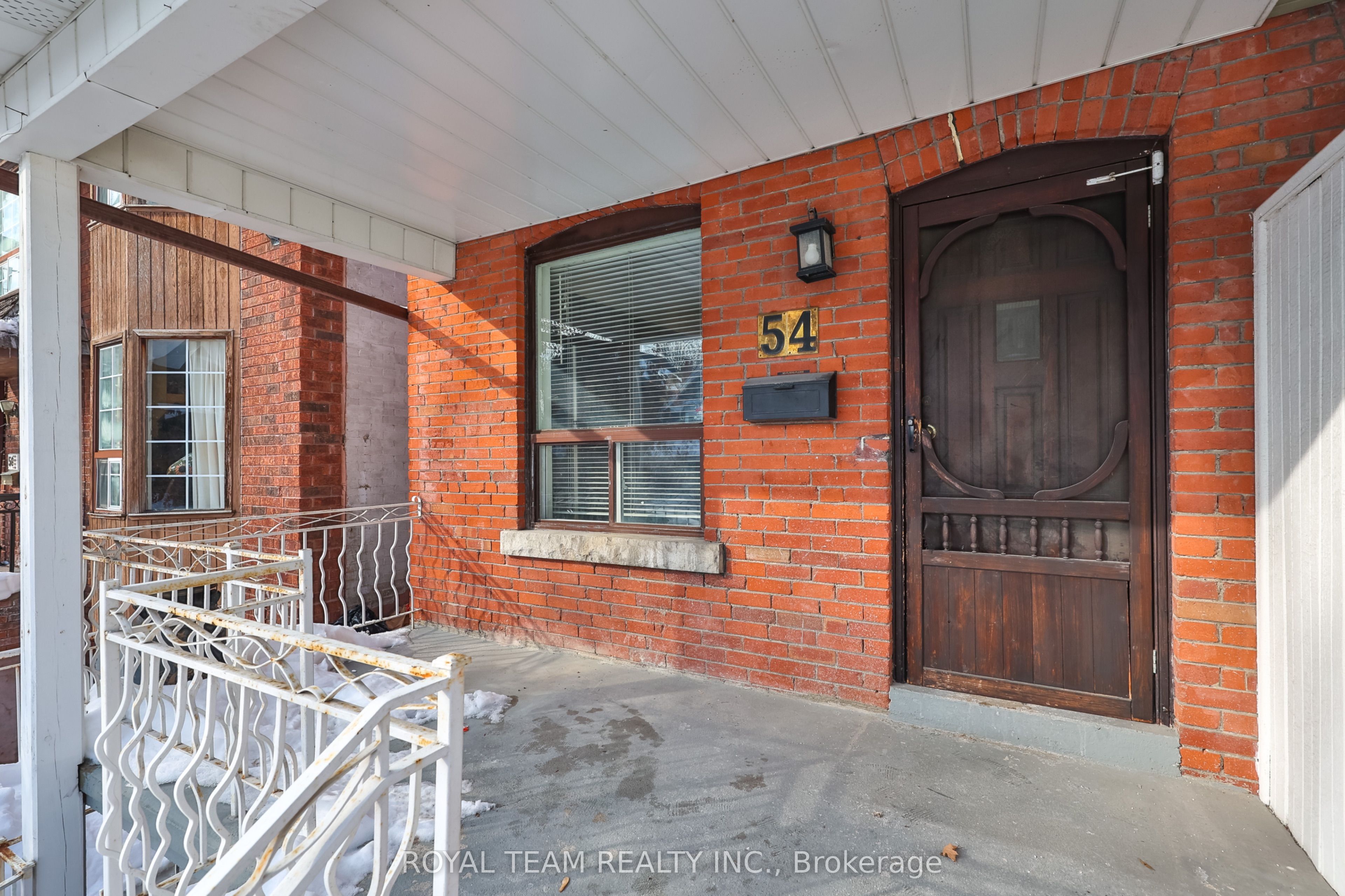 54 Maher Avenue, Toronto, ON M6P 1G6
