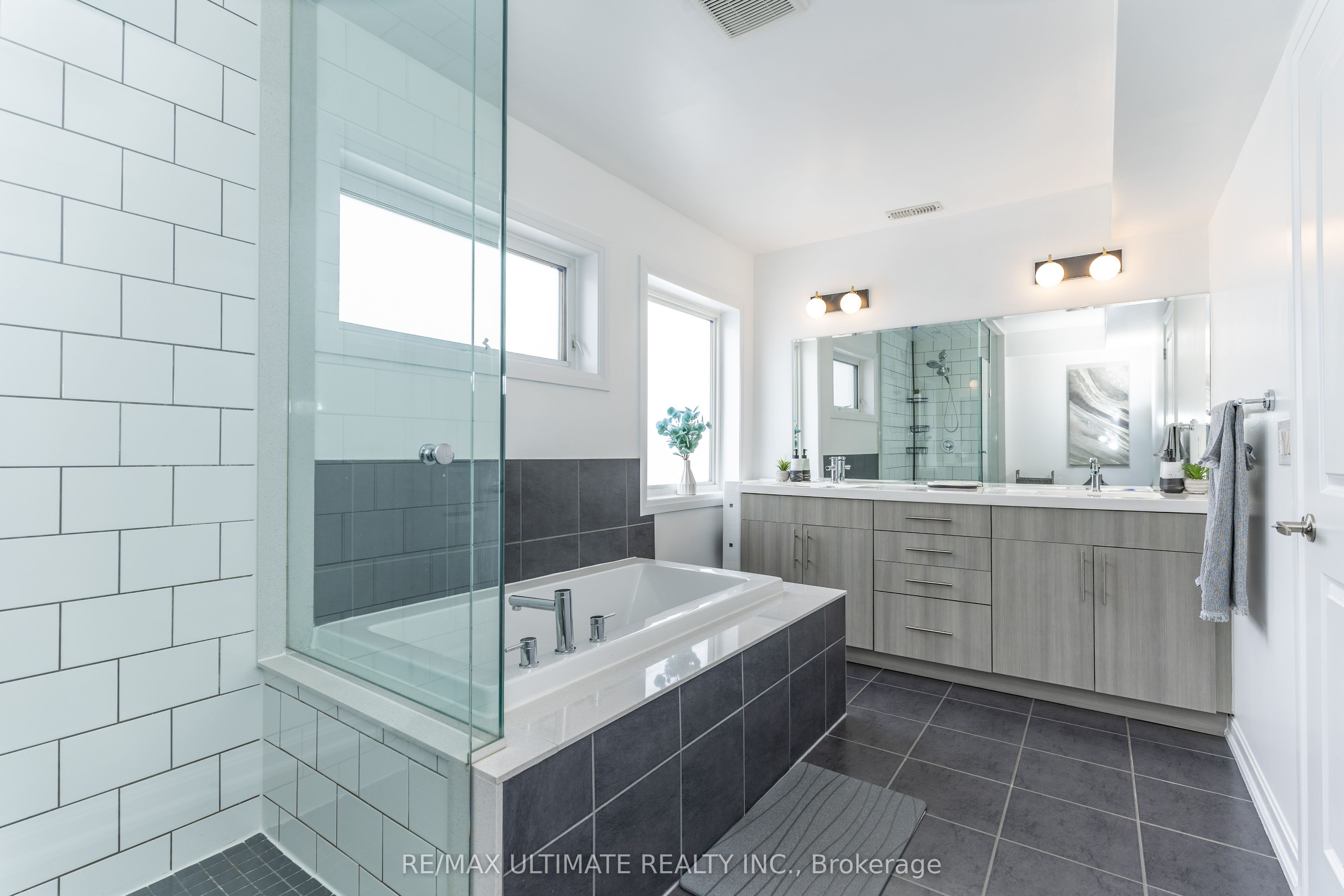 13 Caroline Carpenter Grove, Toronto, ON M3K 0B1