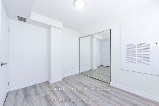 7405 Goreway Drive 520, Mississauga, ON L4T 0A3