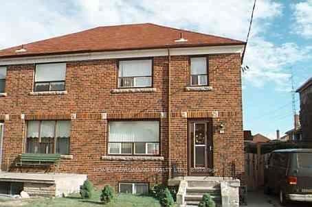 67 Beechborough Avenue, Toronto, ON M6M 1Z6