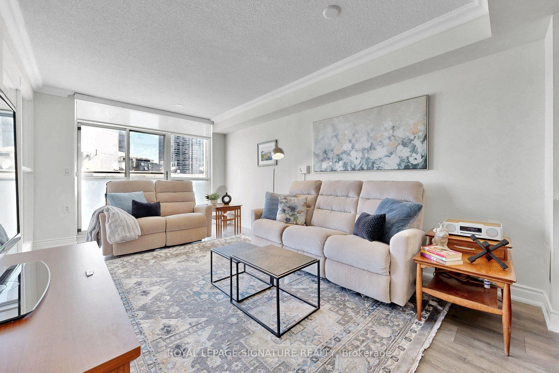 3 Marine Parade Drive 1609, Toronto, ON M8V 3Z5