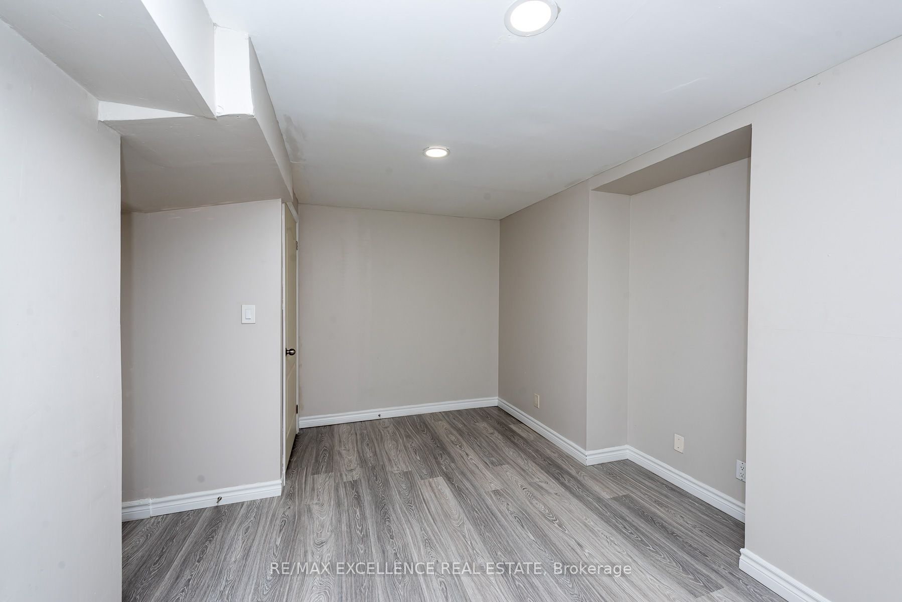 71 Rocky Mountain Crescent, Brampton, ON L6R 1E7