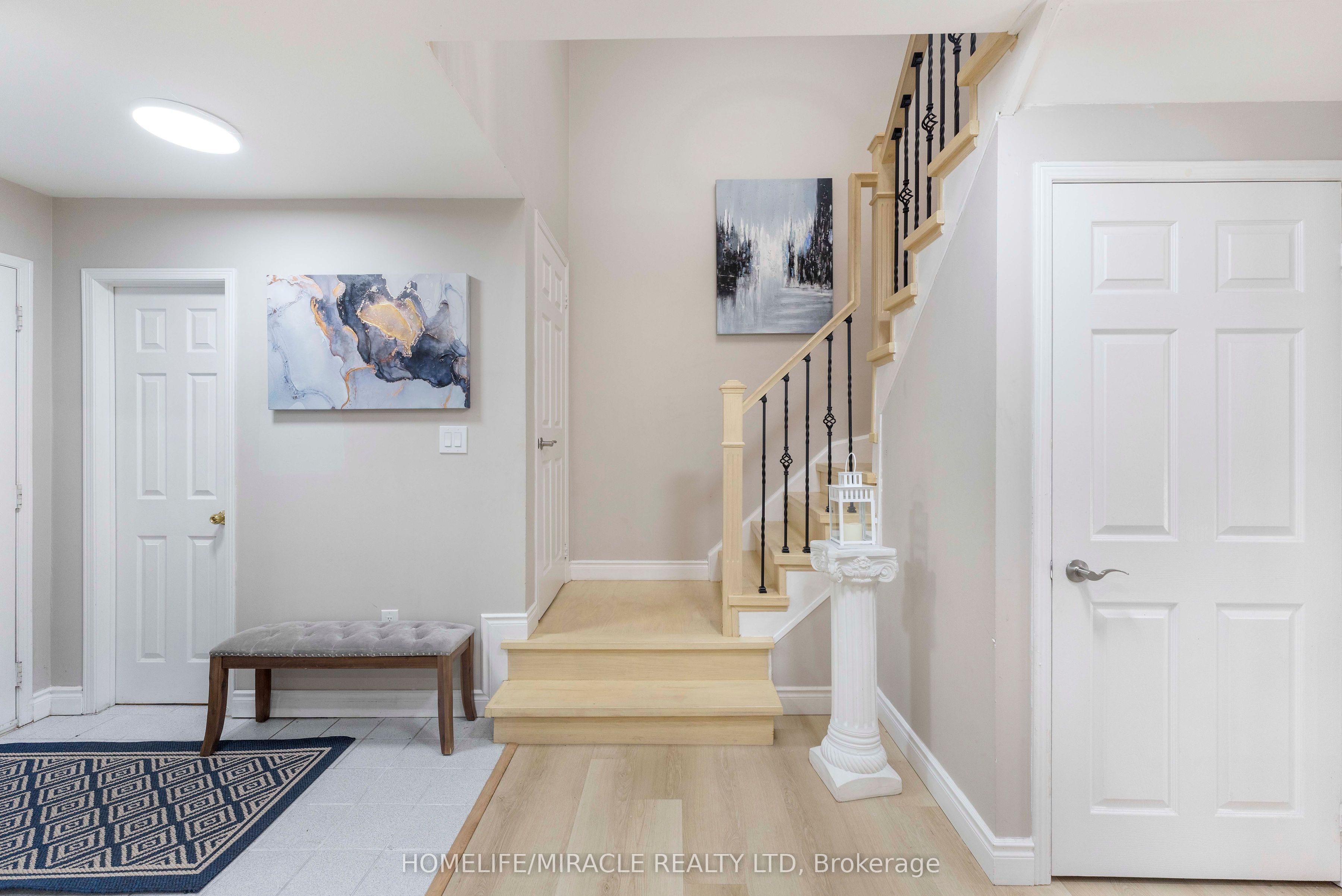 5230 Glen Erin Drive 60, Mississauga, ON L5M 5Z7