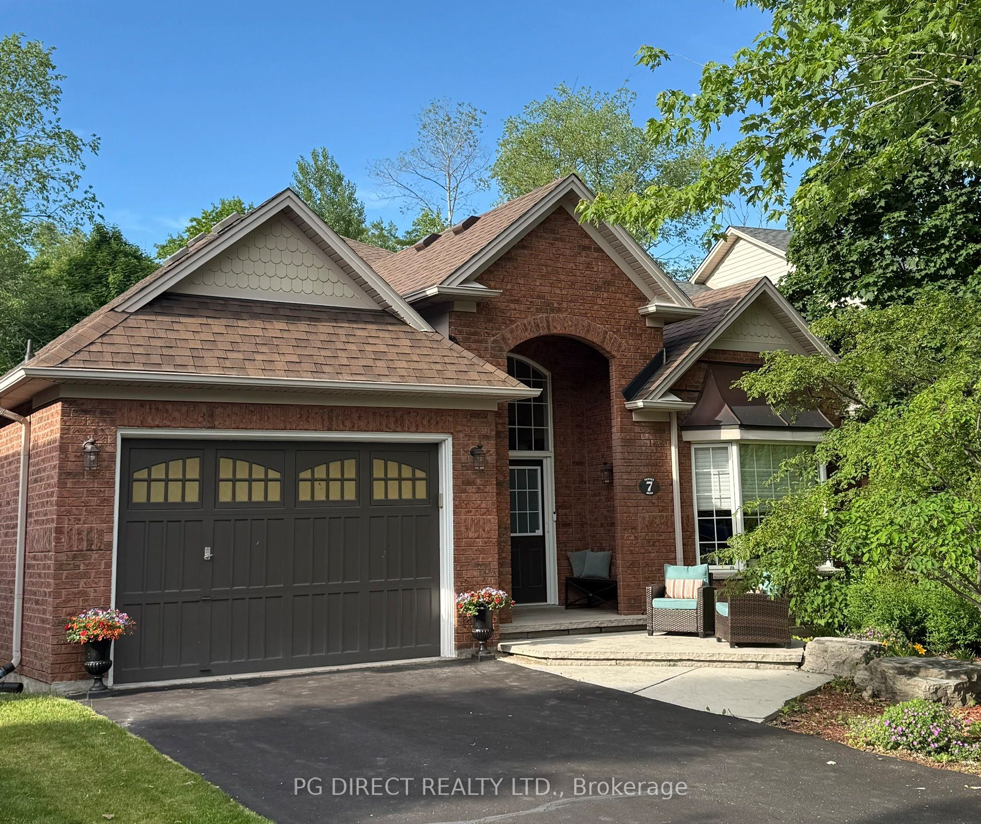 7 Putney Road, Caledon, ON L7C 1R4