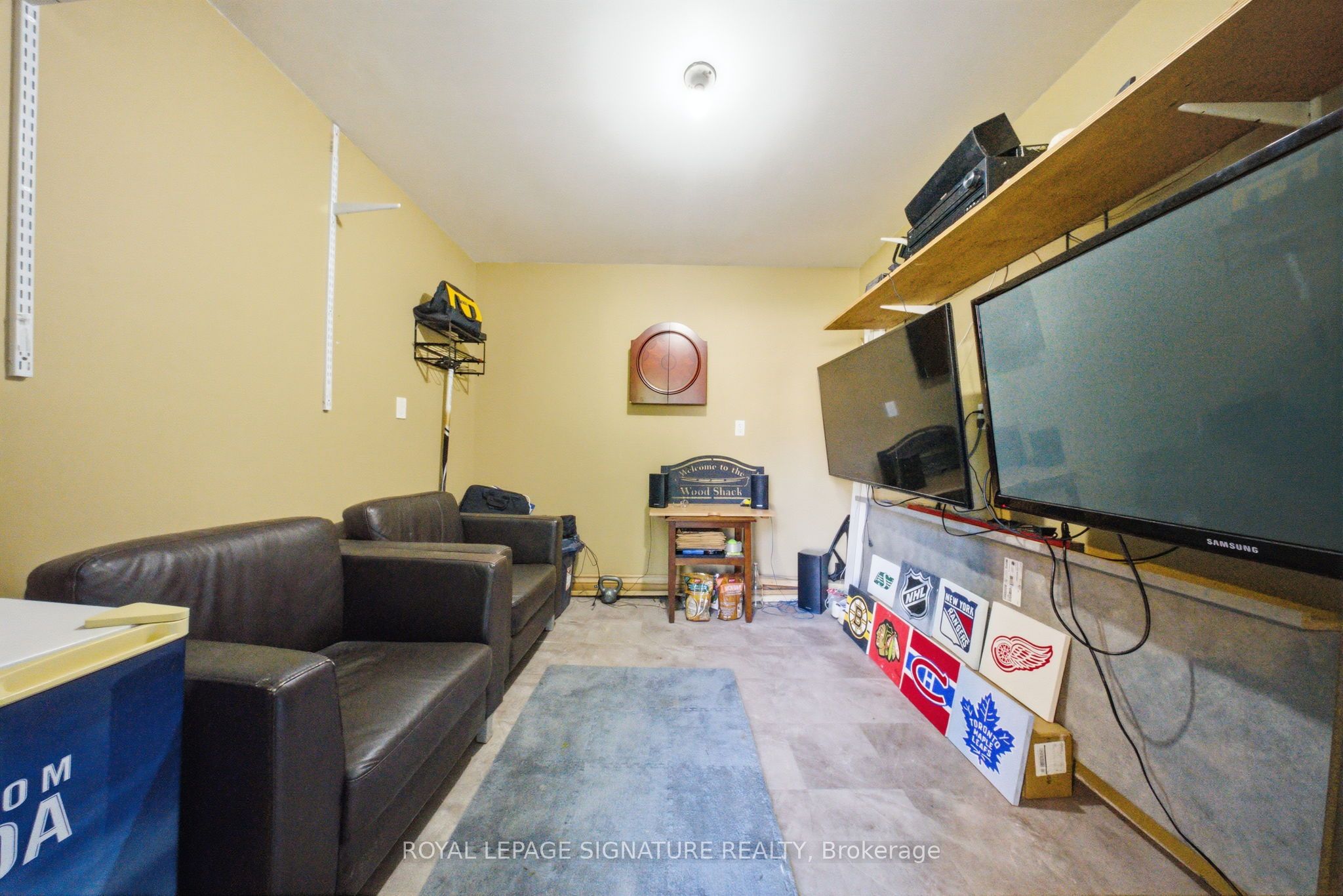 33 Old Pavillion Road, Caledon, ON L7C 3J8