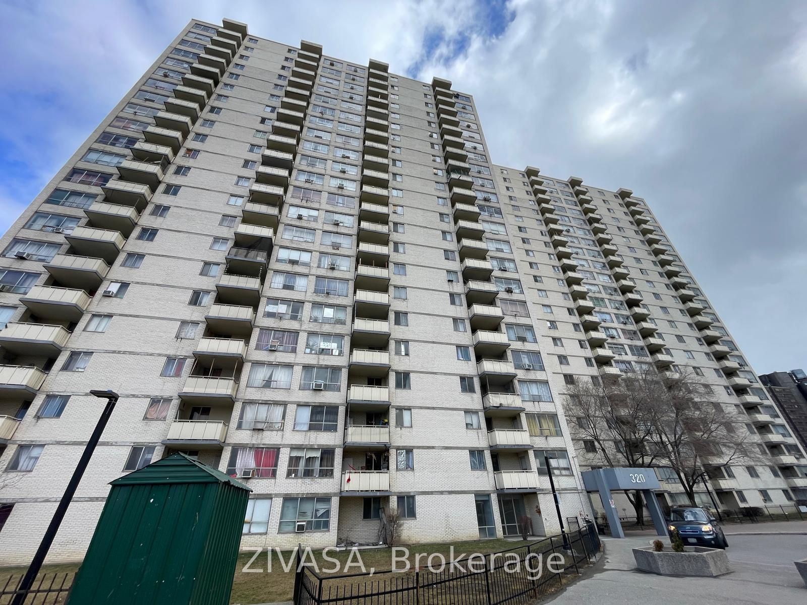 320 Dixon Road 113, Toronto, ON M9R 1S8