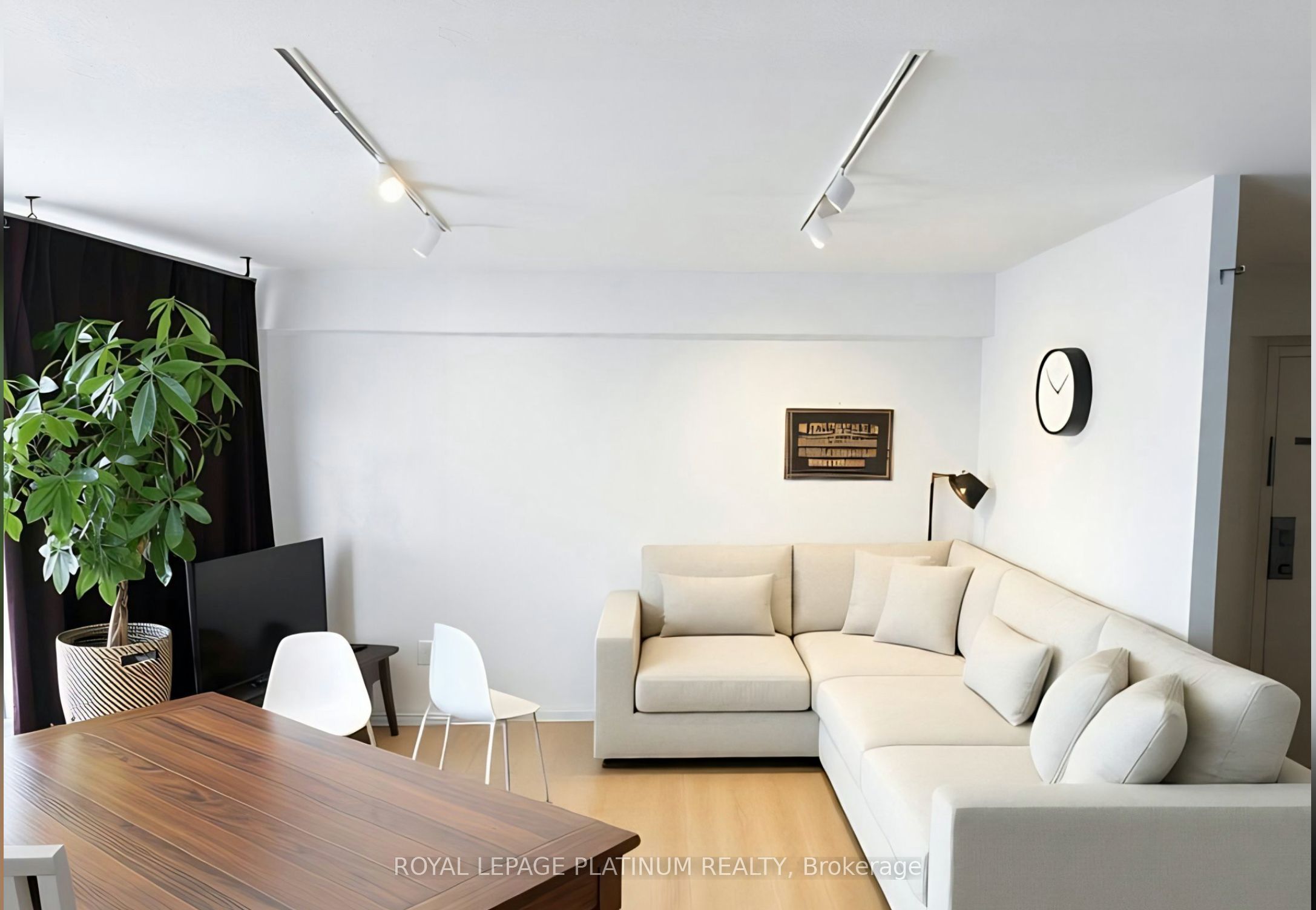 330 Dixon Road 408, Toronto, ON M9R 1S9