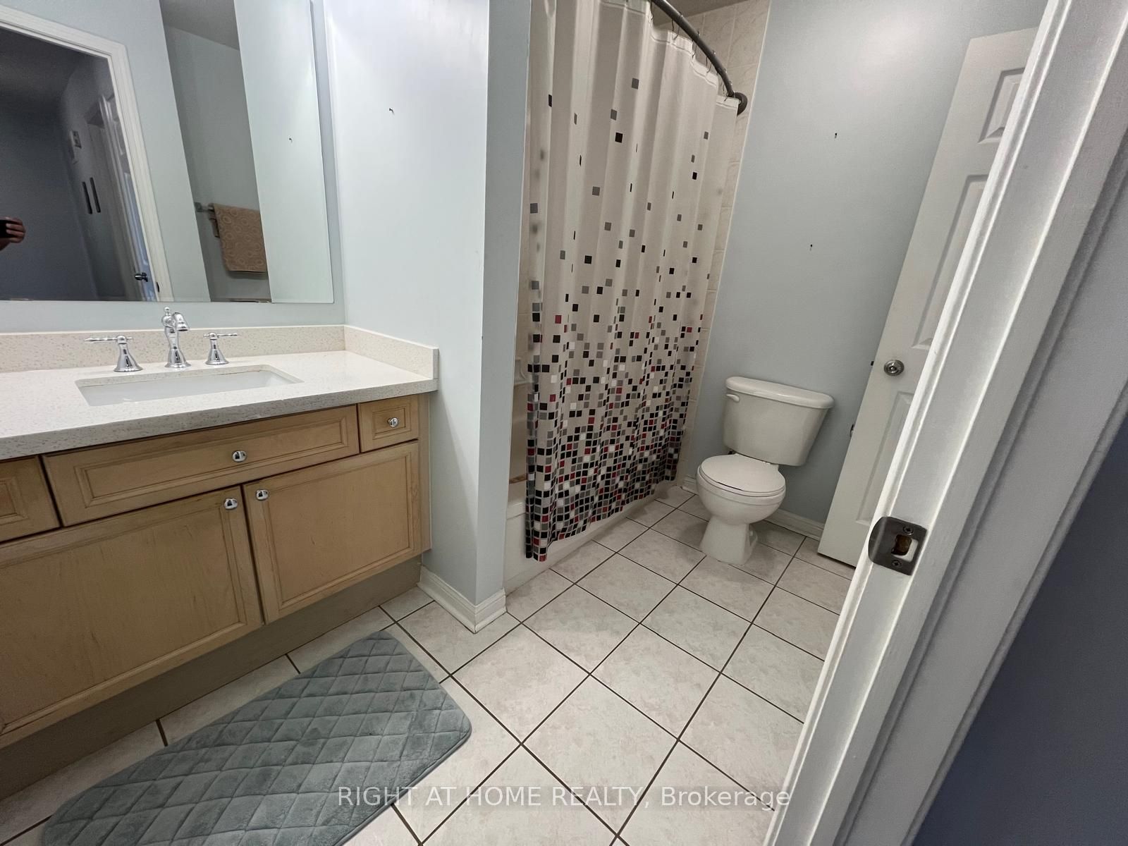 1064 BARCLAY Circle, Milton, ON L9T 5W3