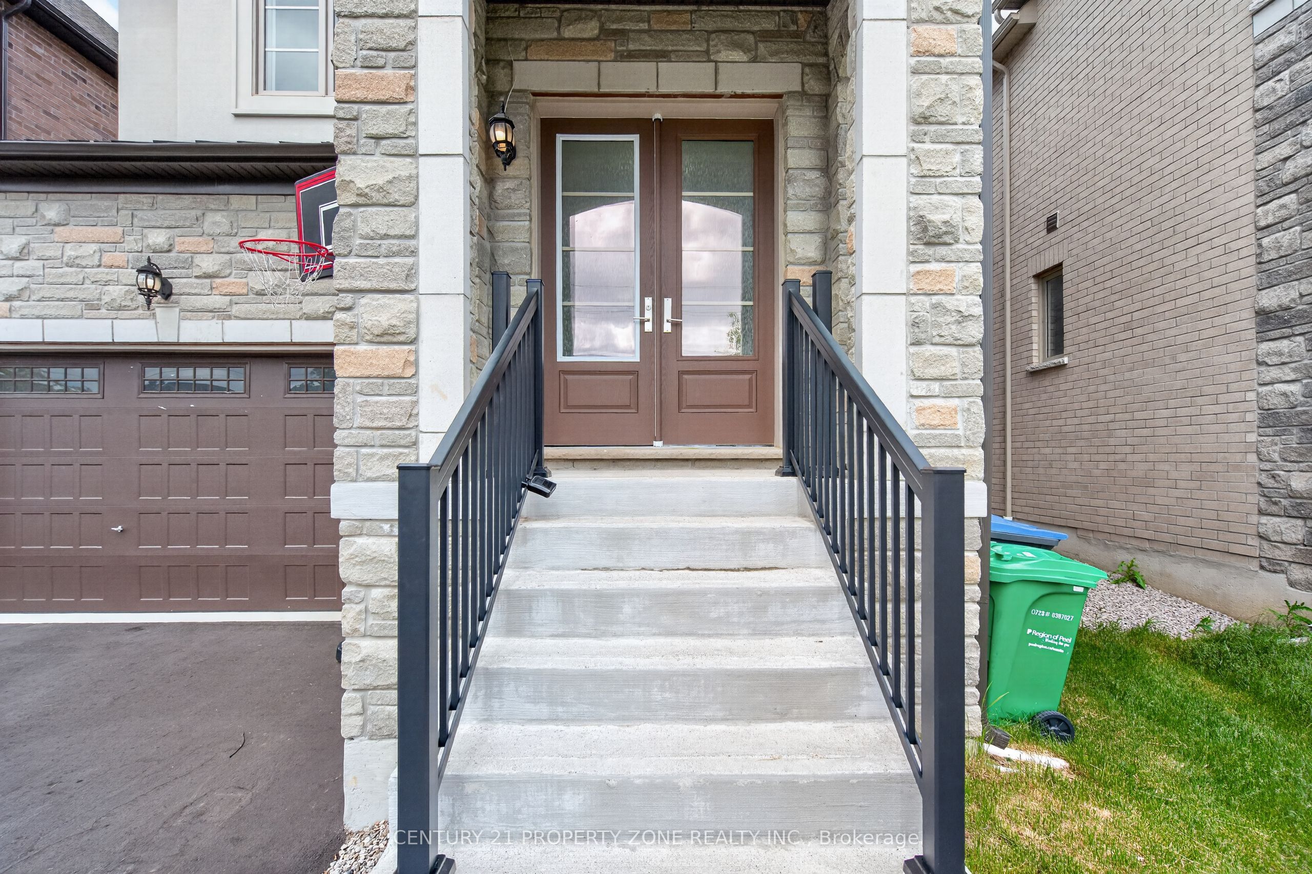 105 Walker Road W, Caledon, ON L7C 4M9