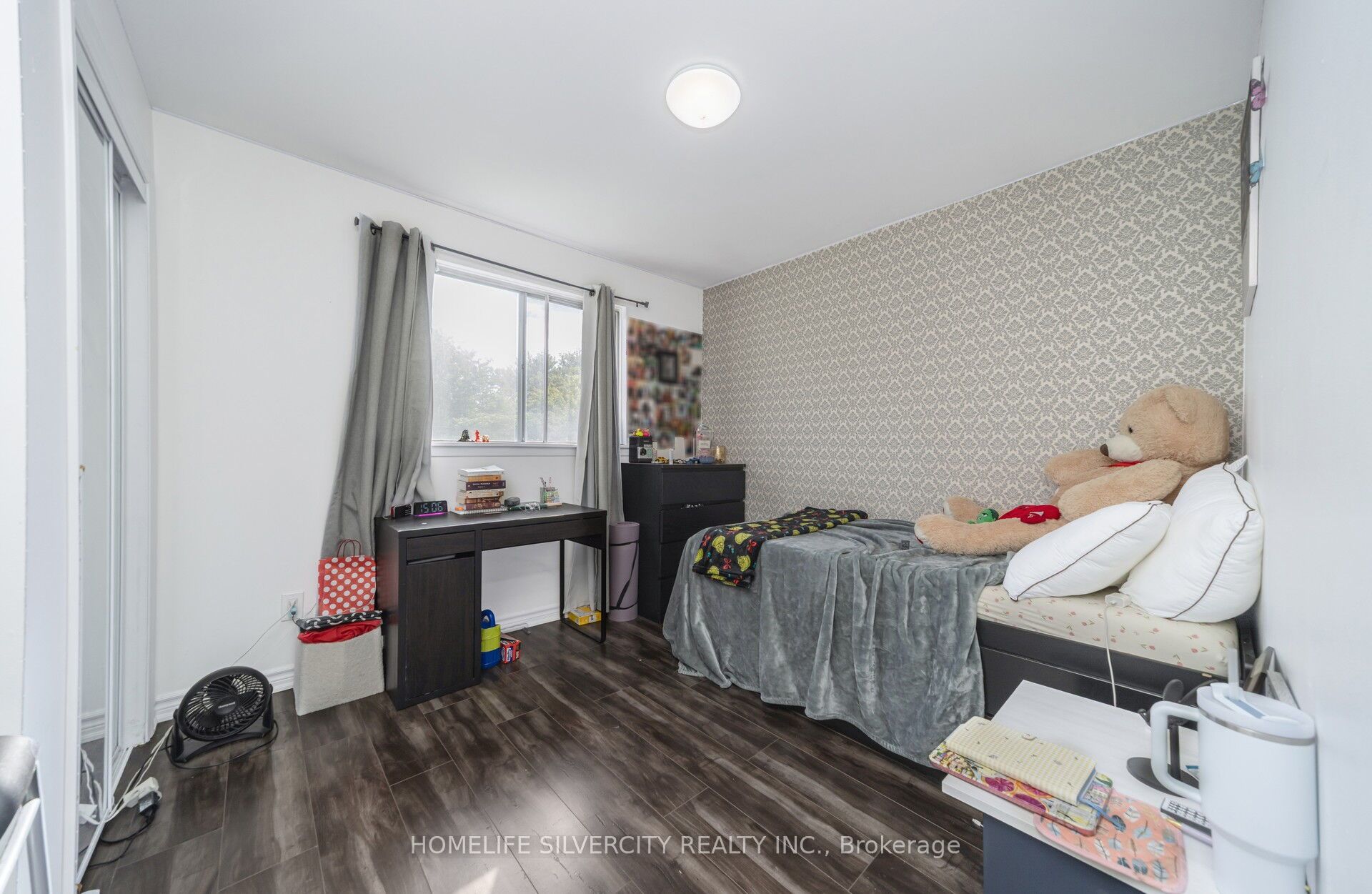 7582 Discus Crescent, Mississauga, ON L4T 2V3