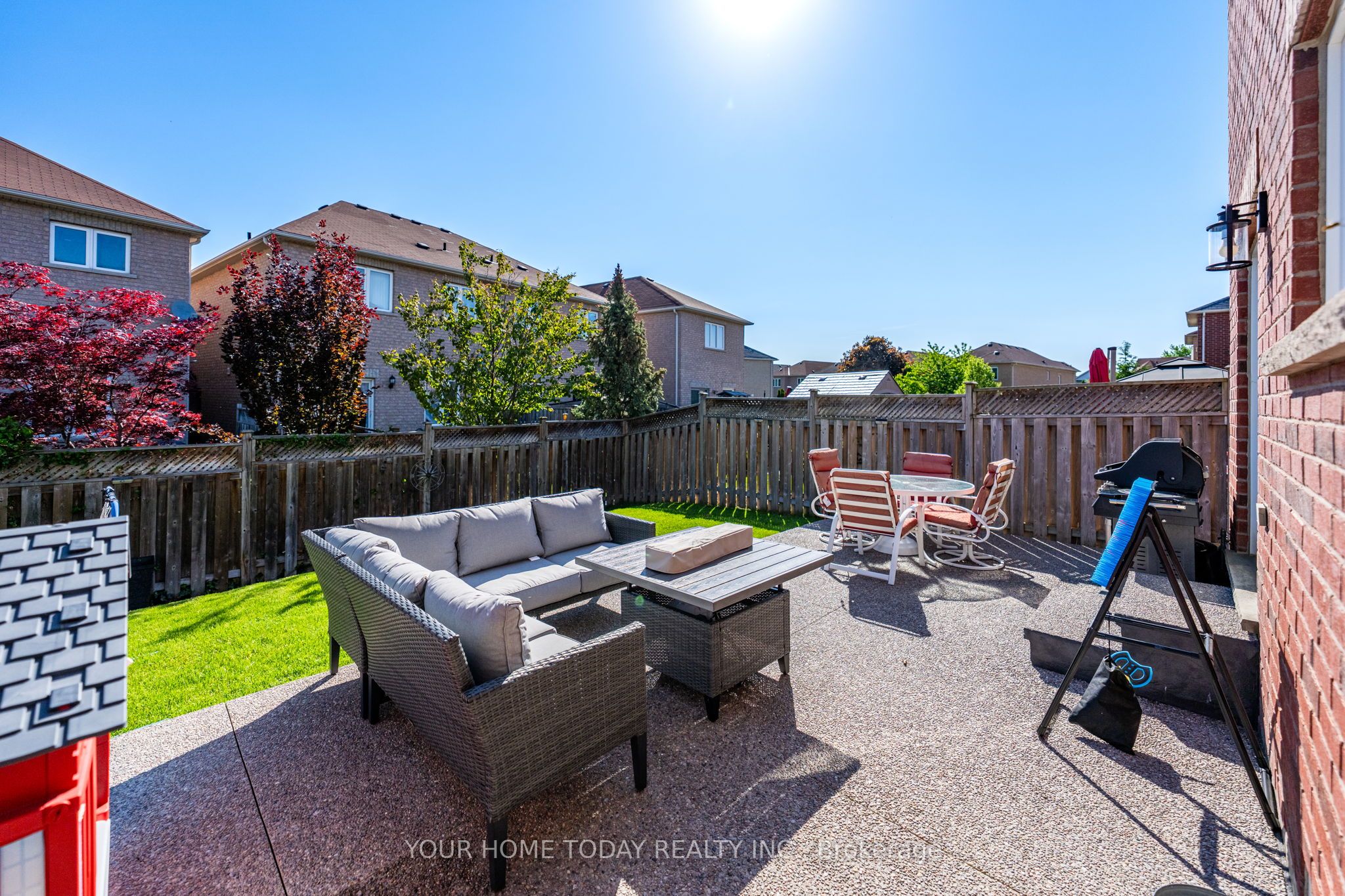 35 Niagara Trail, Halton Hills, ON L7G 0A9
