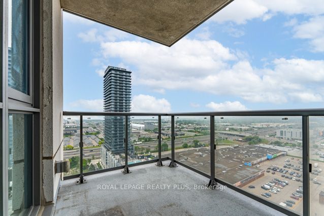 15 Zorra Street #1907, Toronto, ON M8Z 4Z6