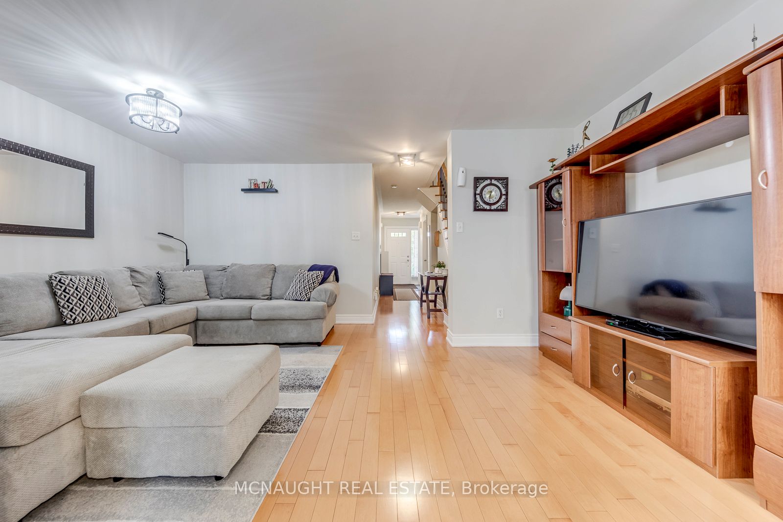 3 Springside Way, Toronto, ON M3M 3H5