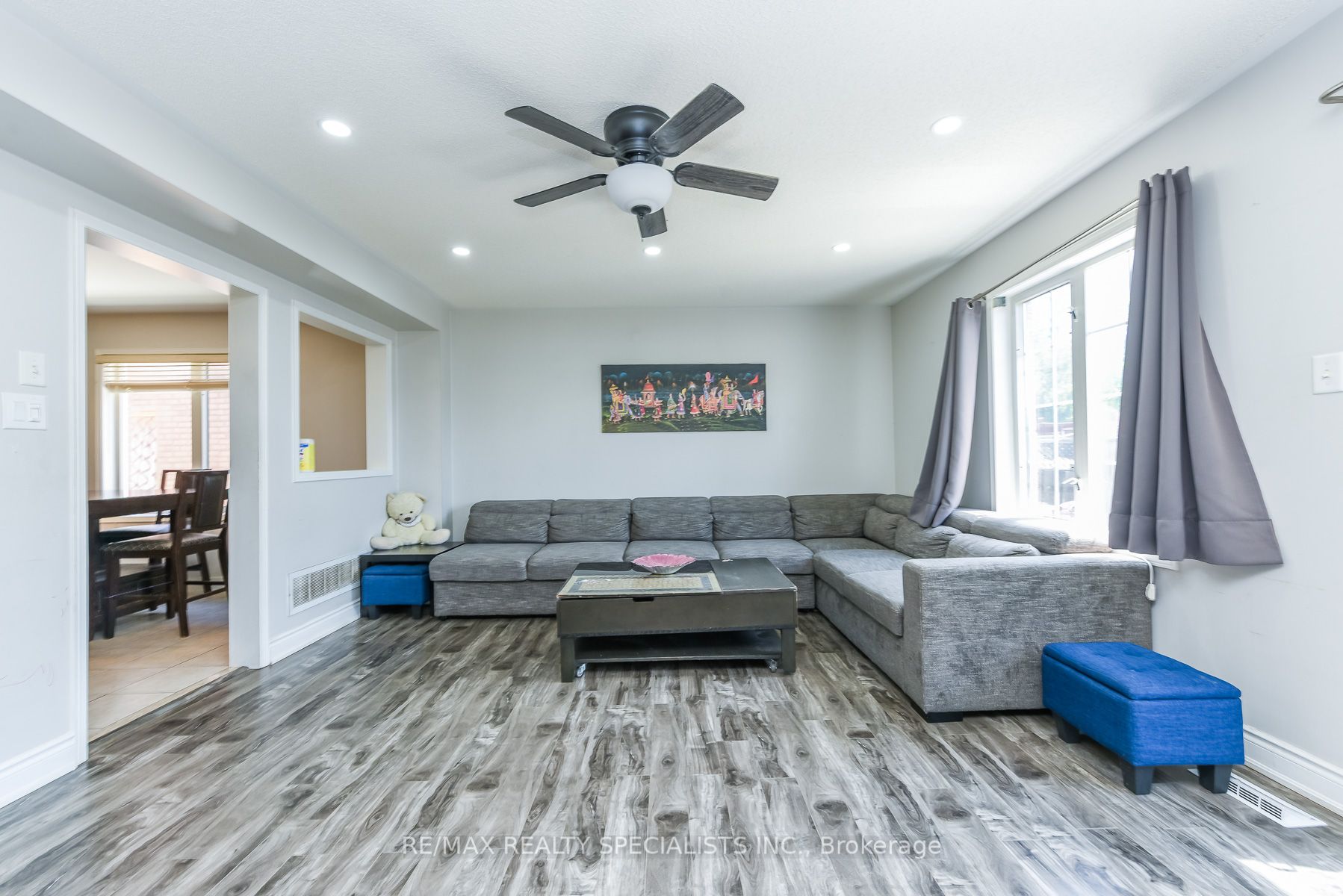 27 Rotunda Street, Brampton, ON L6X 5E5