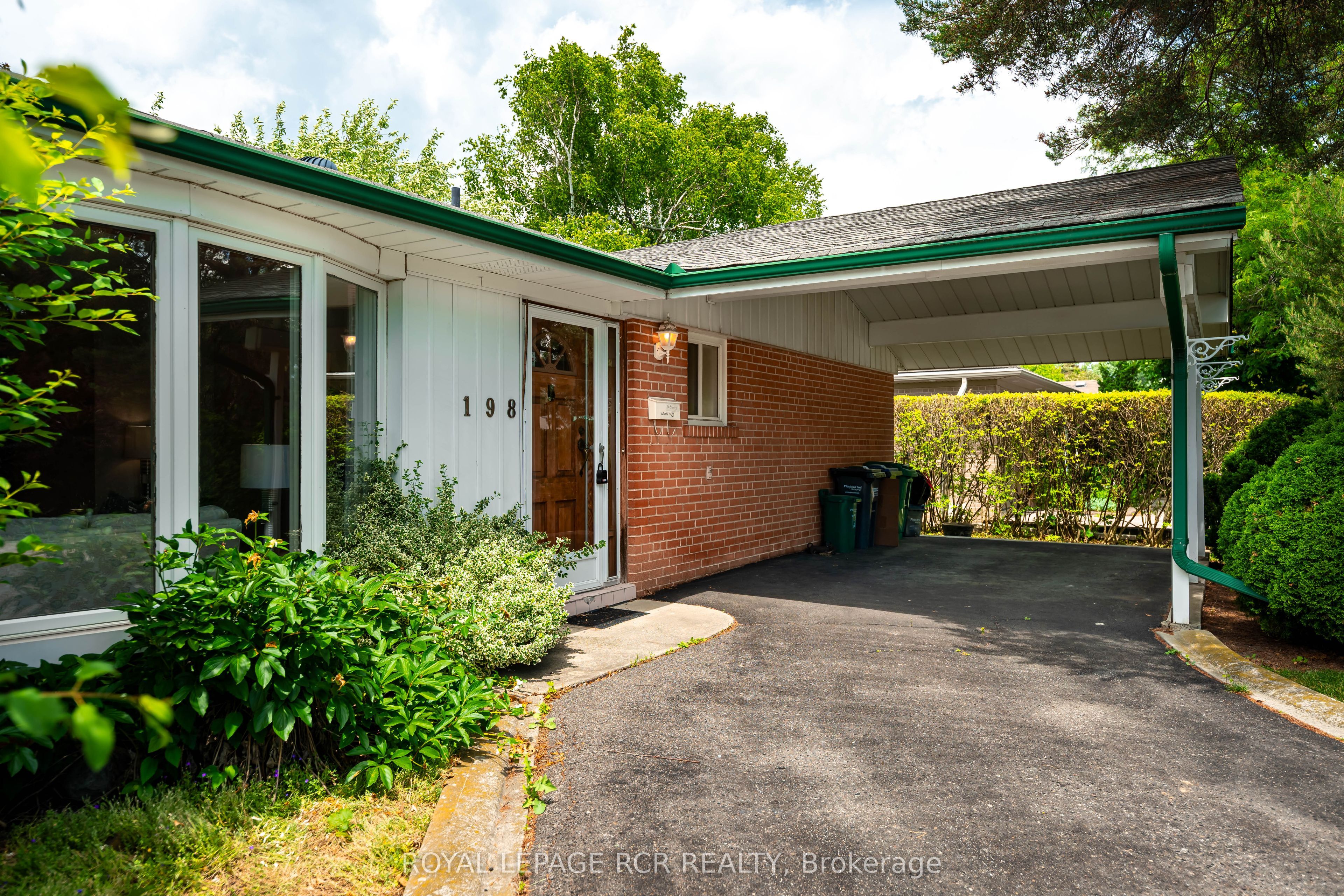 198 Bartley Bull Parkway, Brampton, ON L6W 2K7