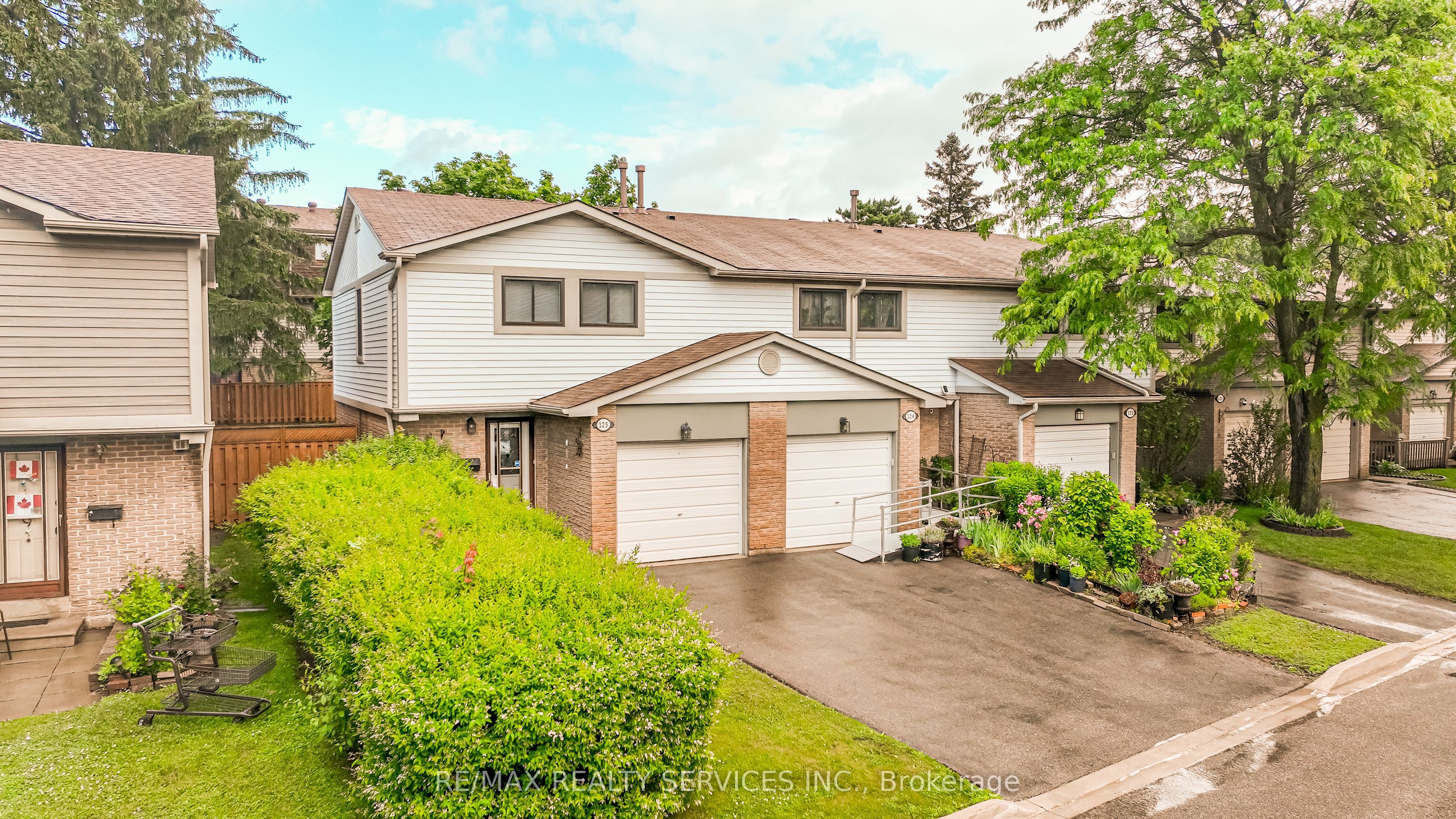 125 Ashton Crescent 125, Brampton, ON L6S 3J9