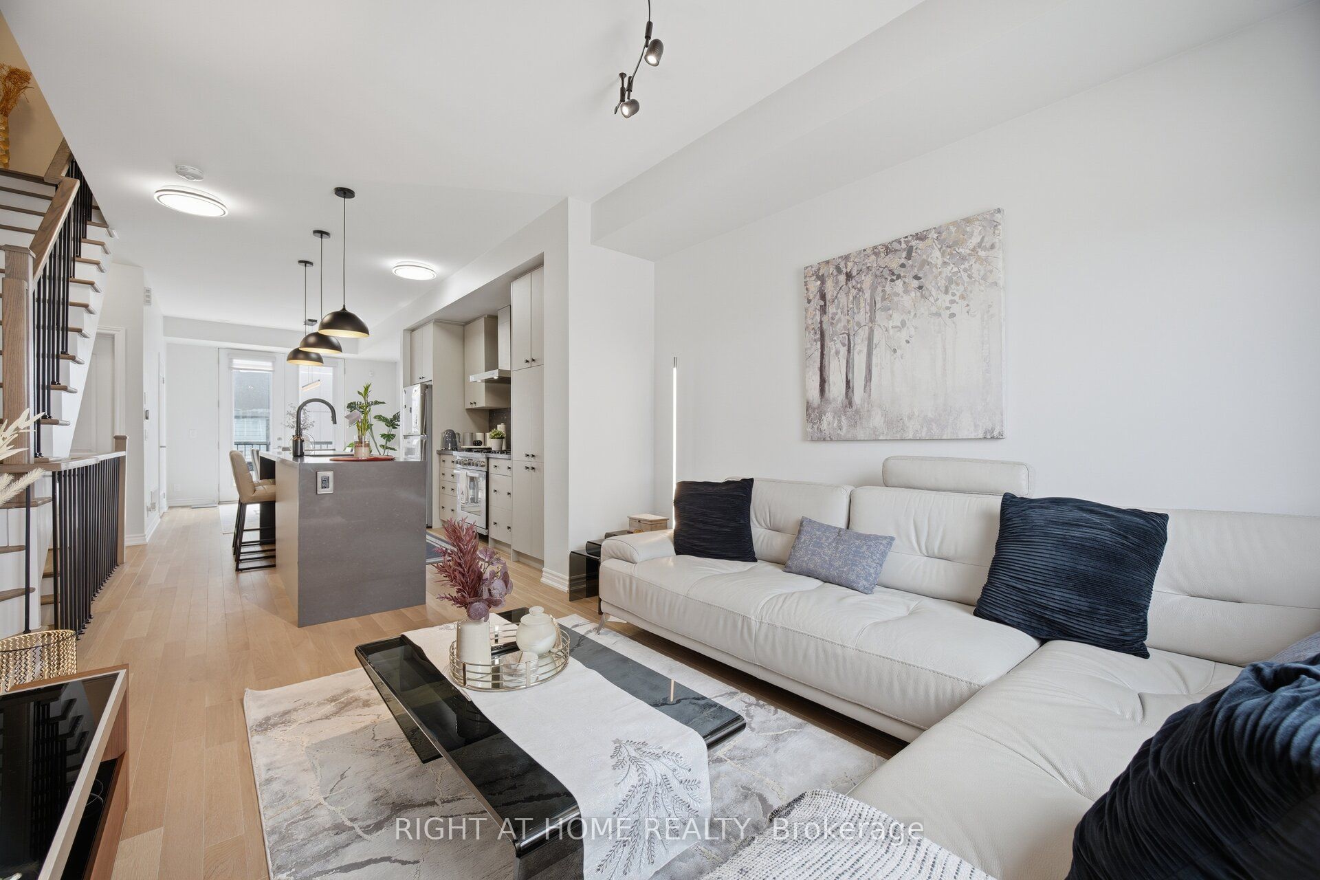 348 Wheat Boom Drive 6, Oakville, ON L6H 3V6