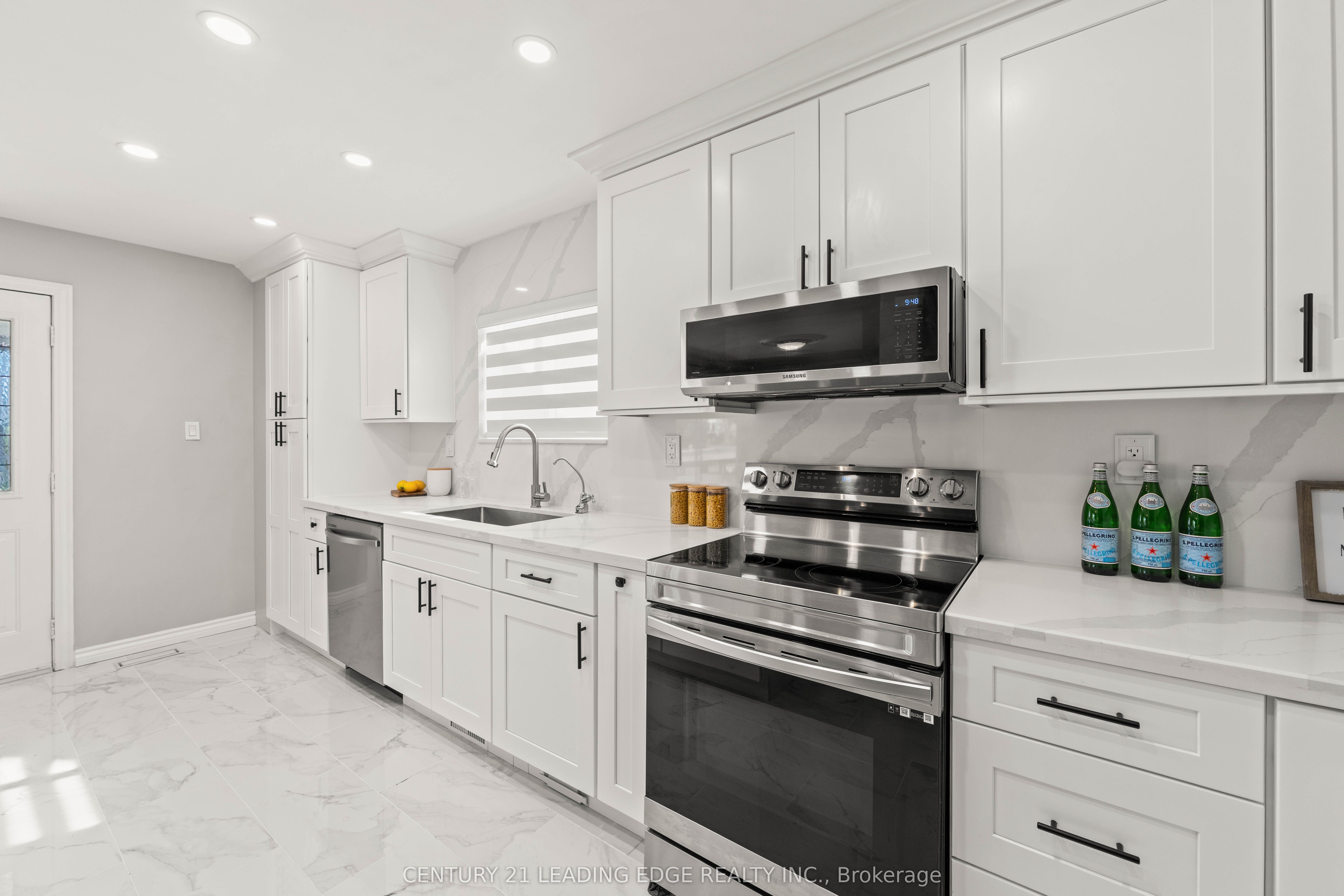 27 Chilcot Avenue, Toronto, ON M9W 1T9