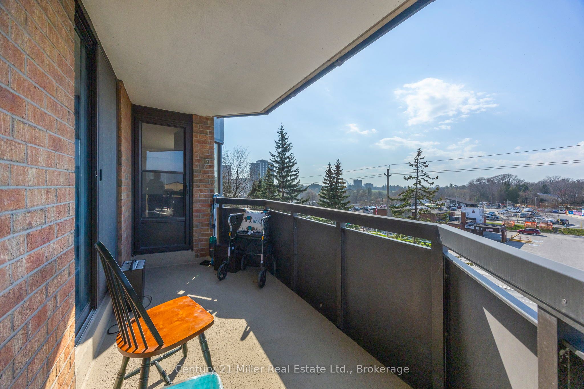 3845 W Lake Shore Boulevard W 411, Toronto, ON M8W 4Y3