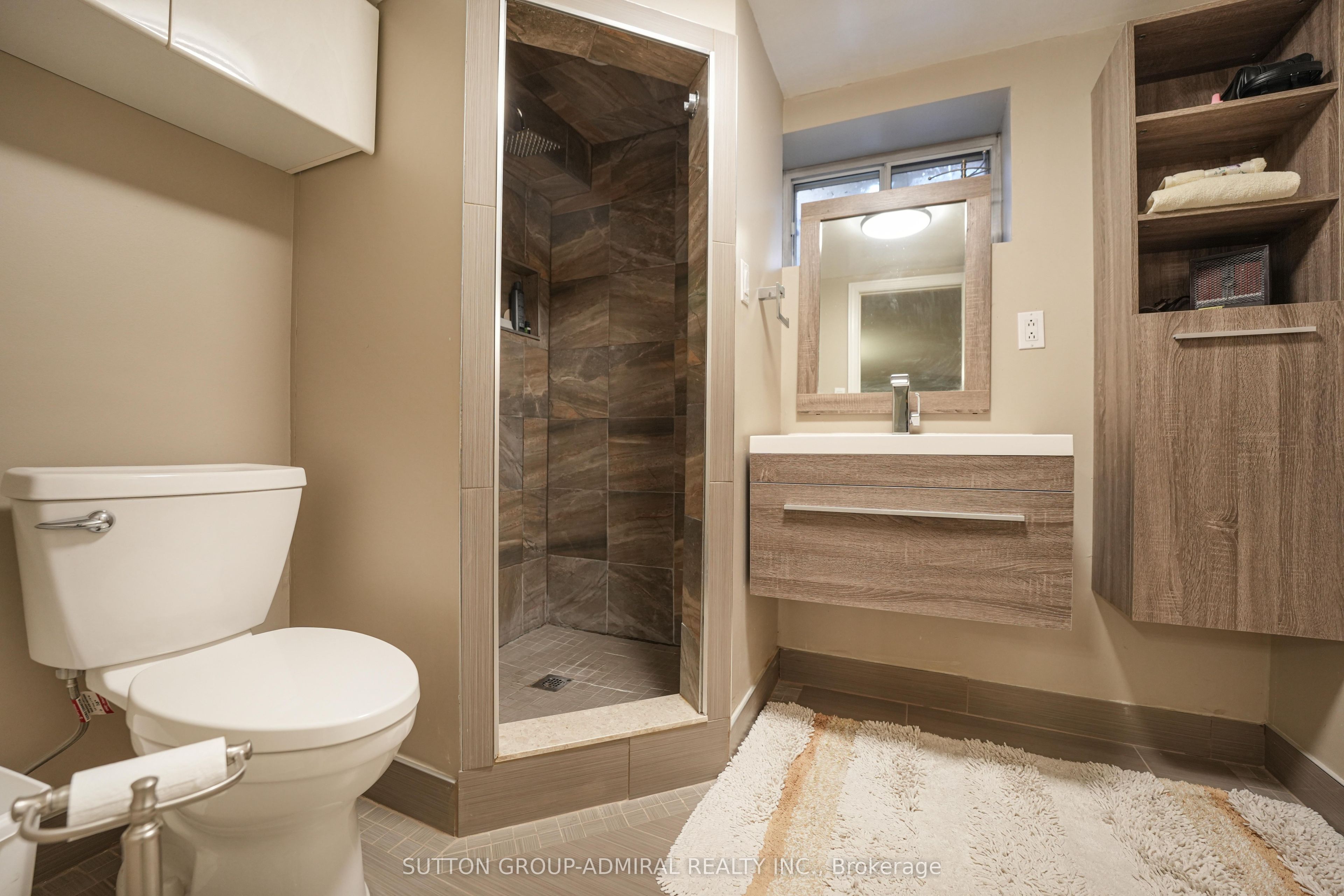 41 Hamptonbrook Drive, Toronto, ON M9P 1A2