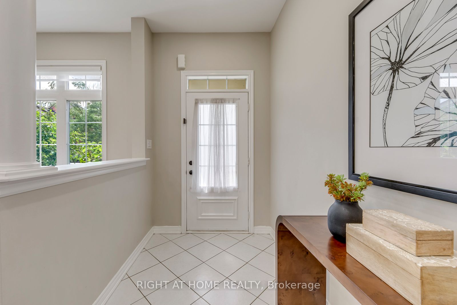 135 Holmes Crescent, Milton, ON L9T 0V9