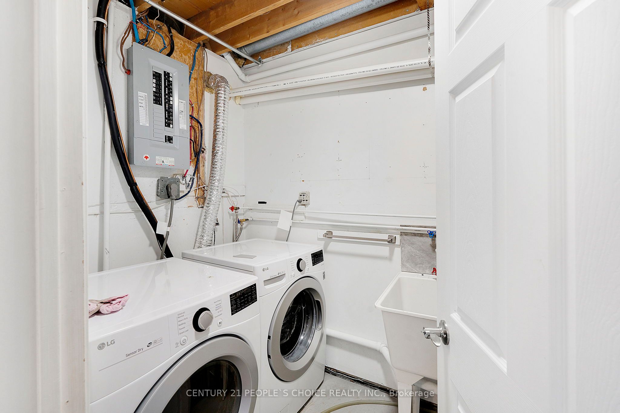 5878 Montevideo Road 22, Mississauga, ON L5N 2V5