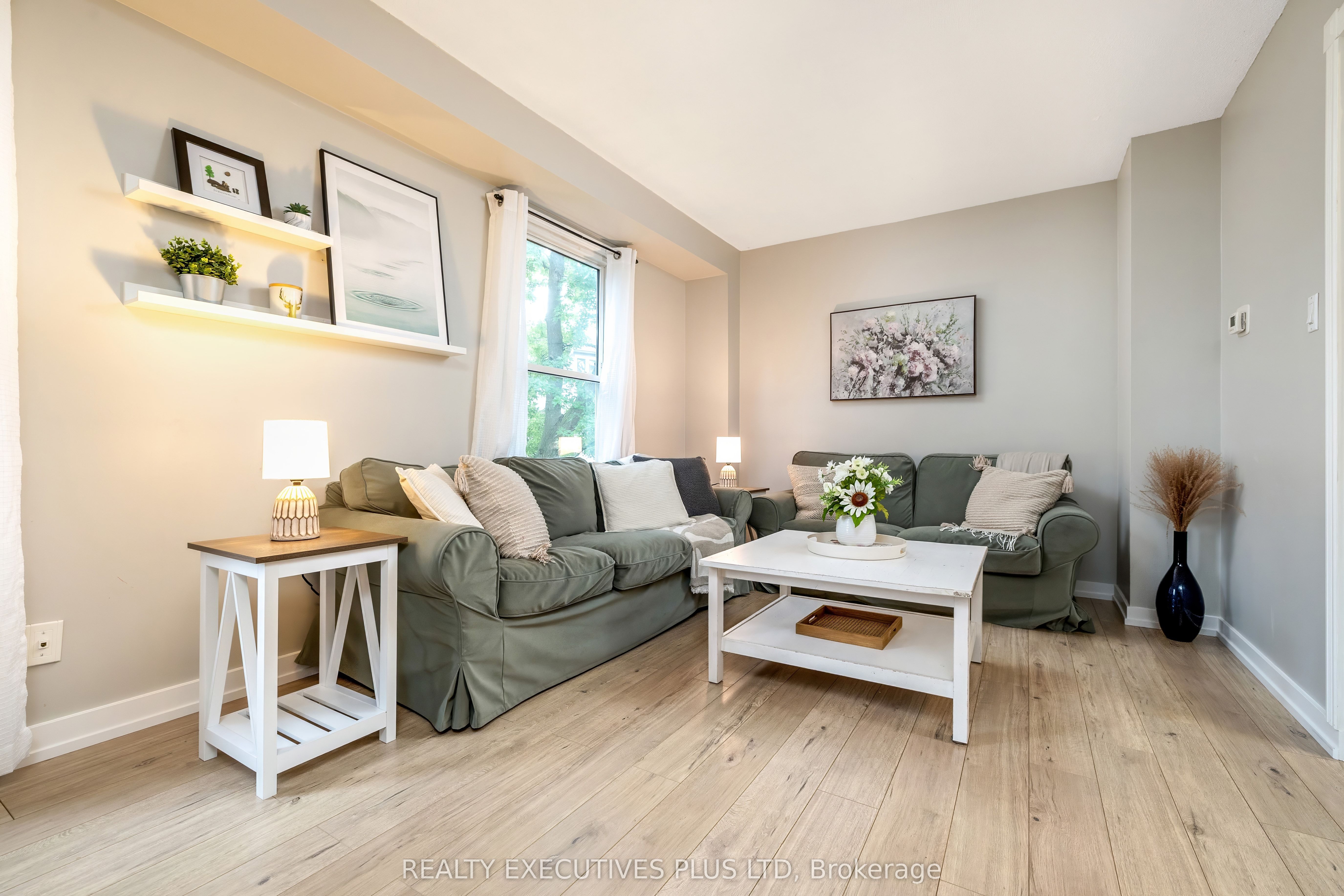 5878 Montevideo Road 33, Mississauga, ON L5N 2V5