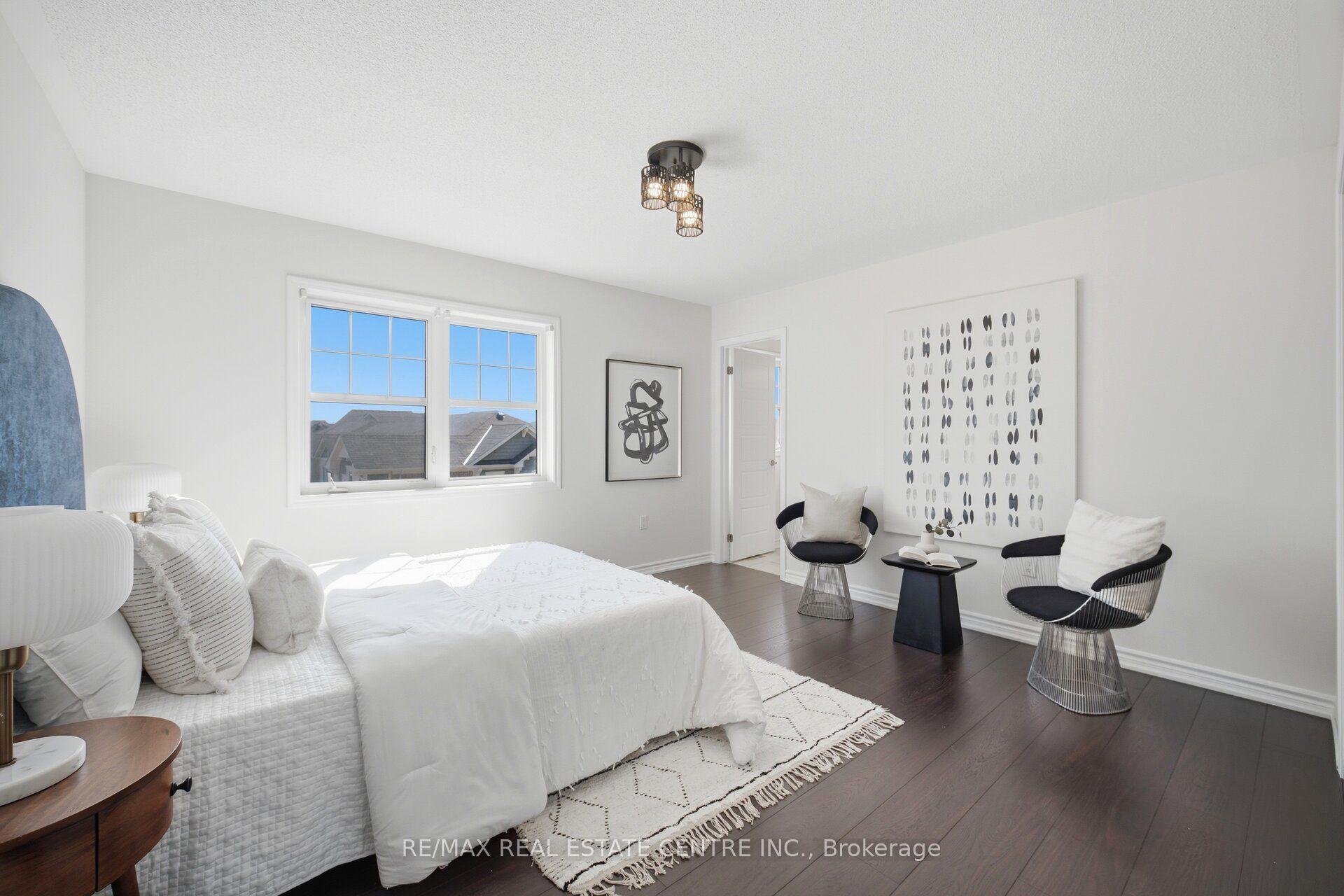 1000 Asleton Boulevard 165, Milton, ON L9T 9L3