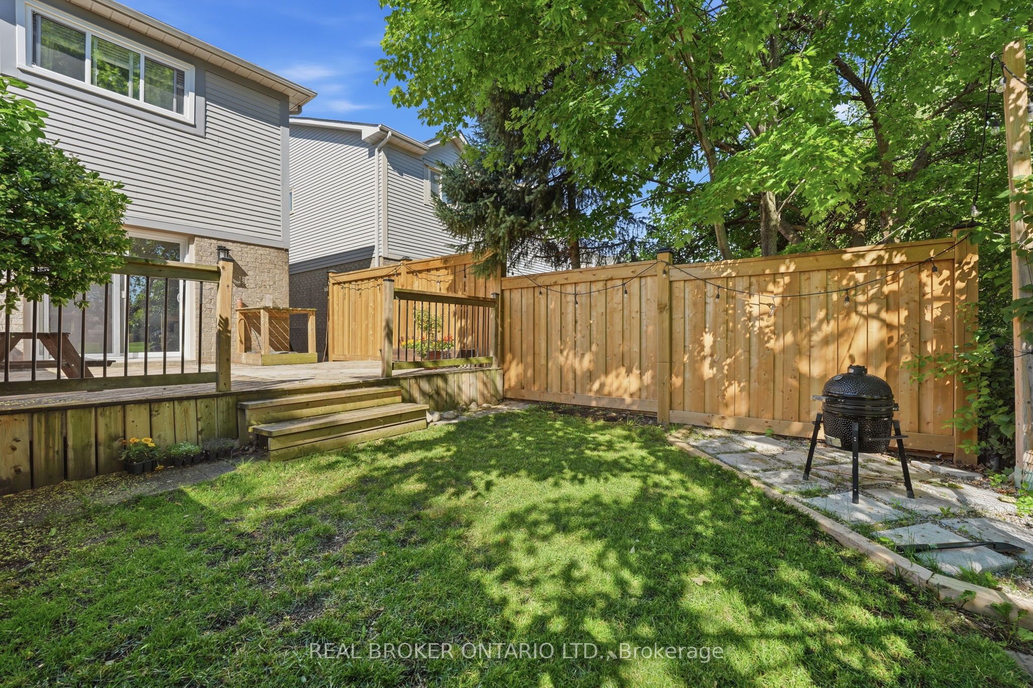 2445 Stefi Trail, Oakville, ON L6H 5Y4