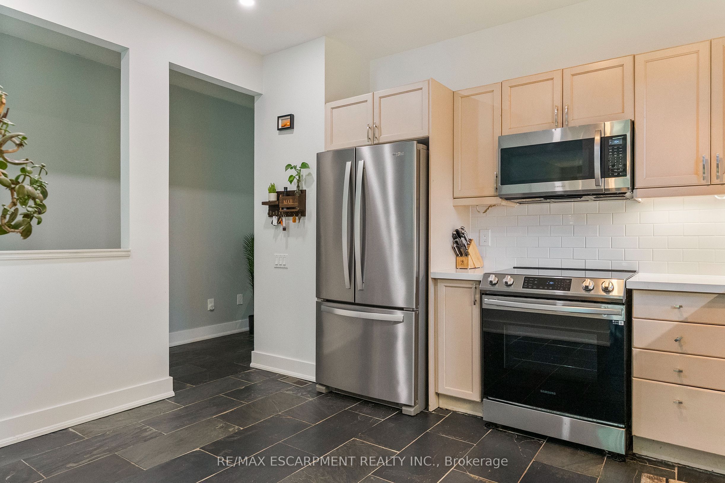 2243 TURNBERRY Road 37, Burlington, ON L7M 4Y5