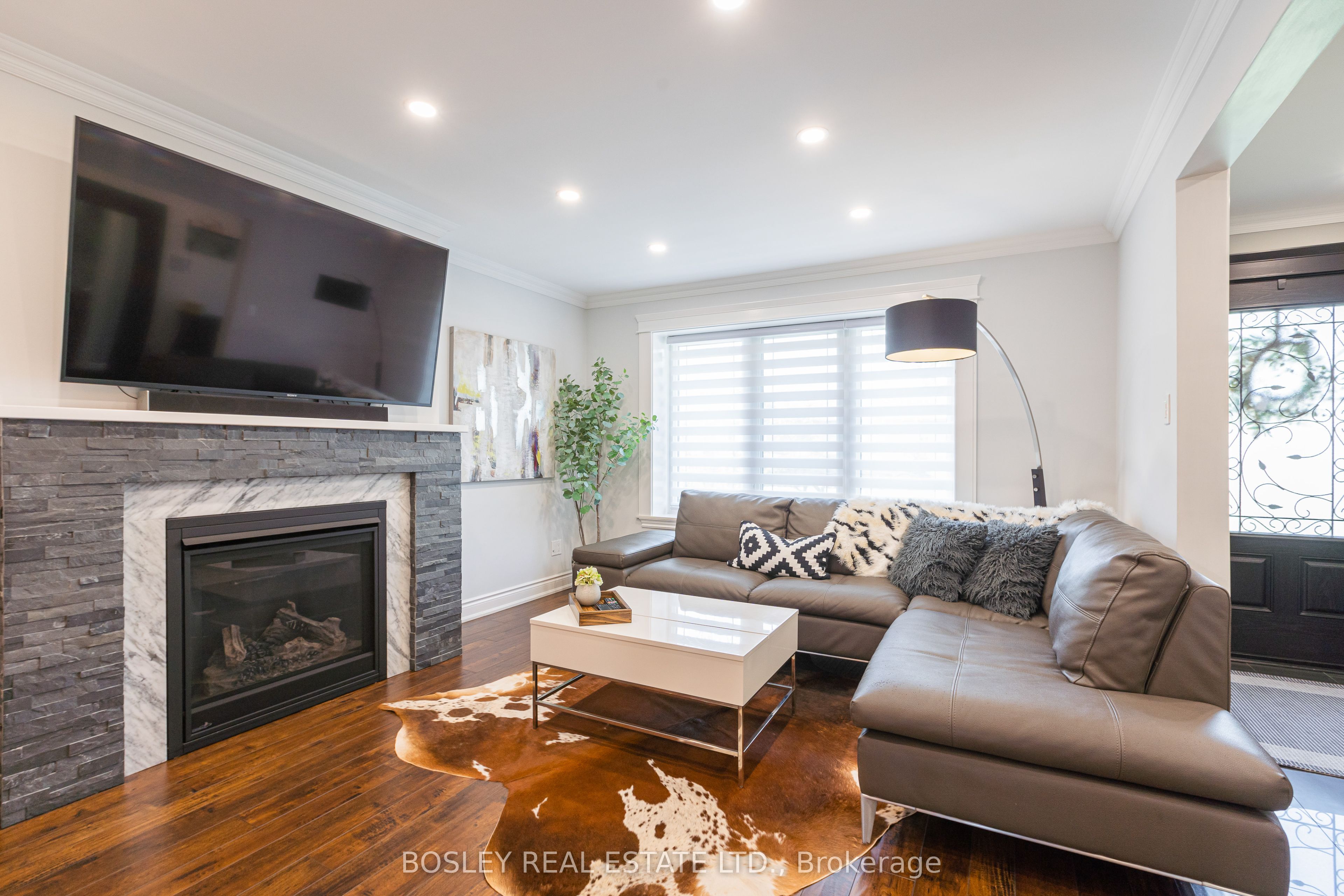 15 Wareside Road, Toronto, ON M9C 3B1