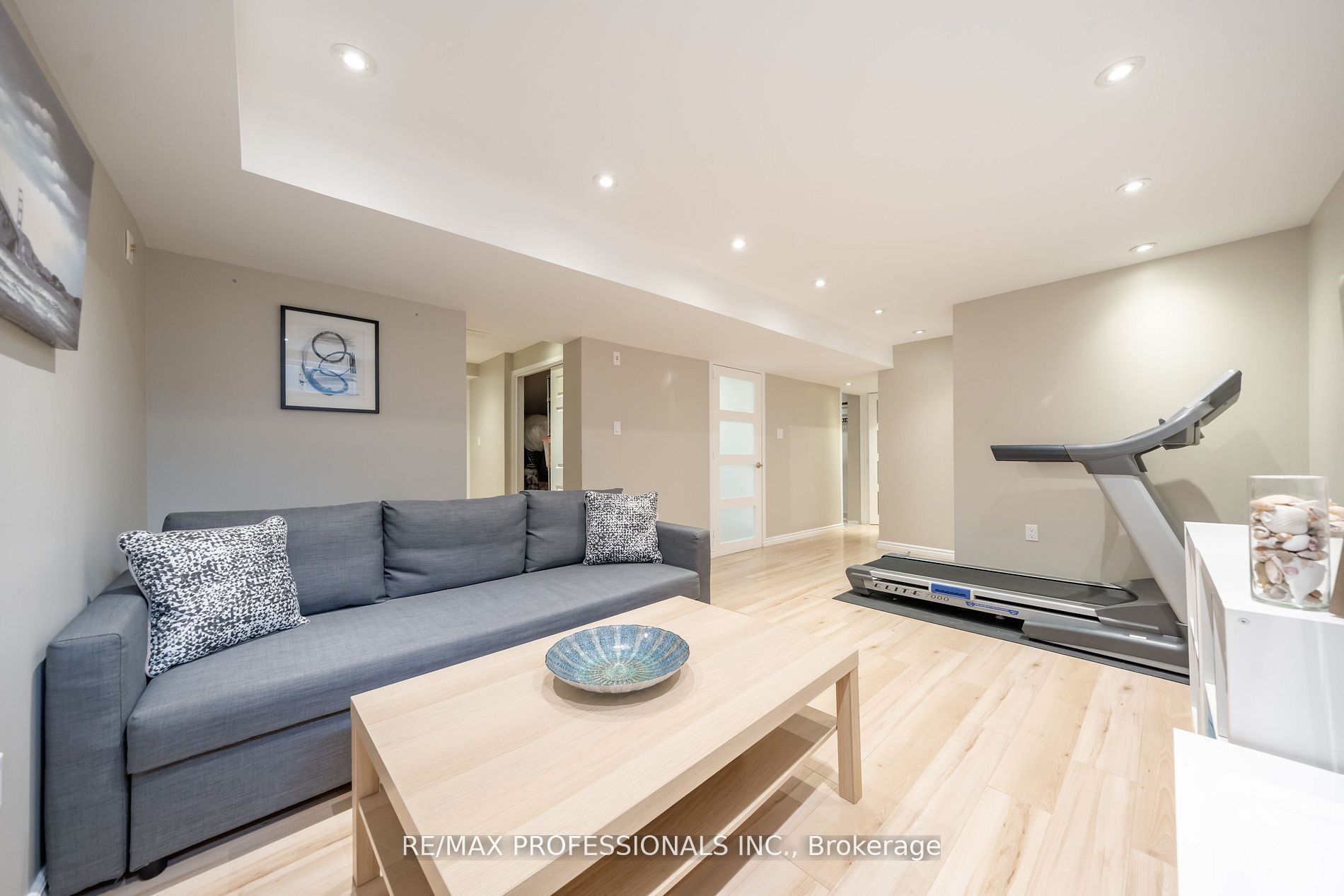 4199 Gayling Gardens, Mississauga, ON L5L 1Z8