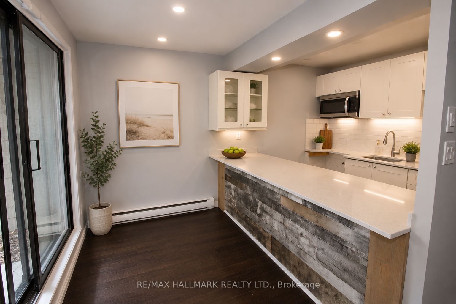 1016 Falgarwood Drive 40, Oakville, ON L6H 2P5
