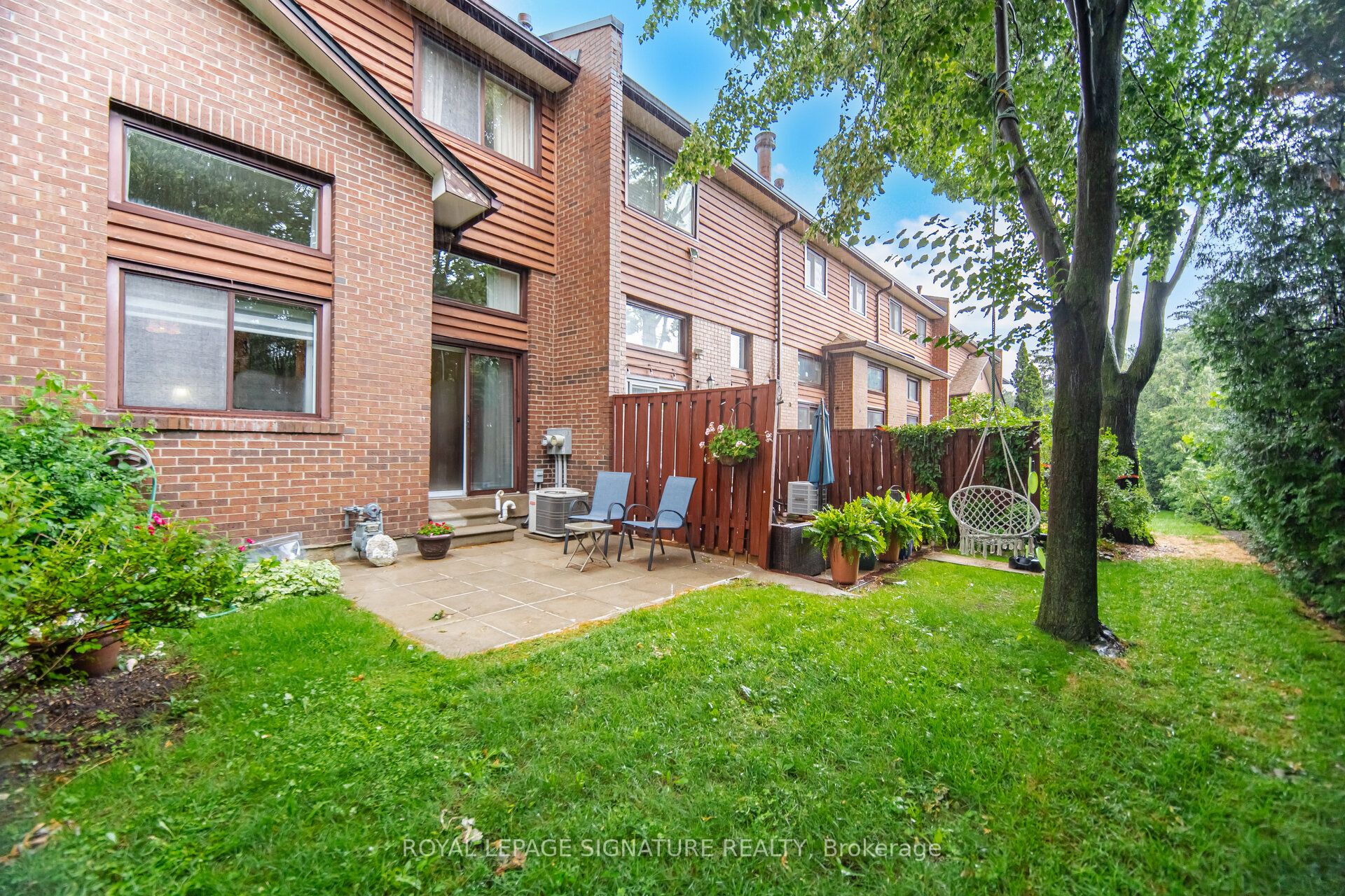 4230 Fieldgate Drive 42, Mississauga, ON L4W 2M5