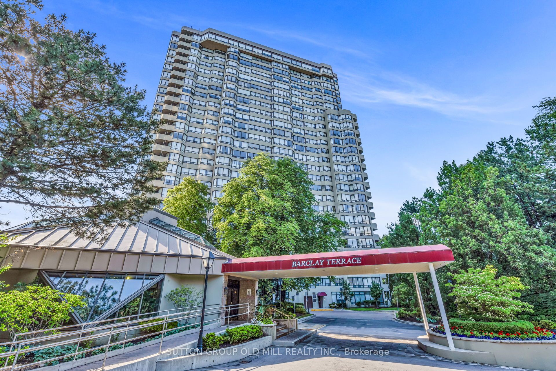 1320 Islington Avenue 1508, Toronto, ON M9A 5C6