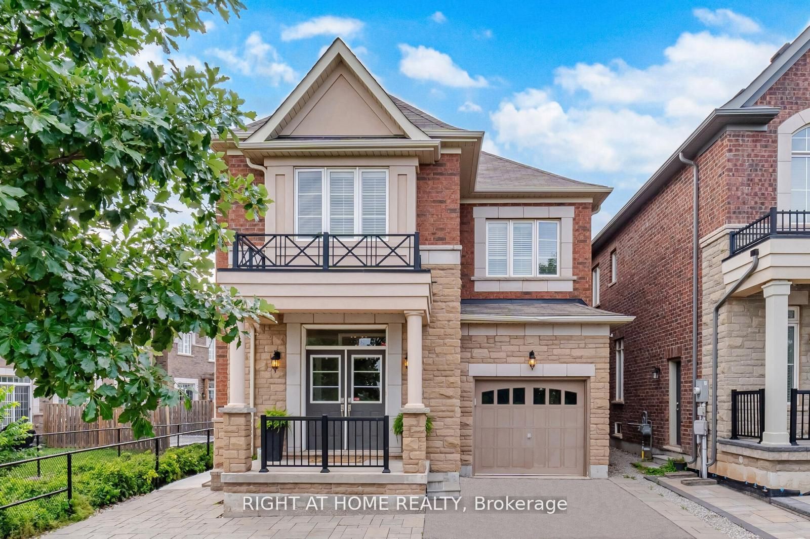 183 Kaitting Trail, Oakville, ON L6M 0T6