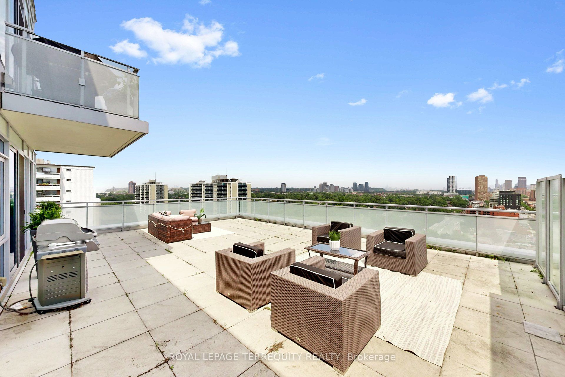 1830 Bloor Street W LPH 02, Toronto, ON M6P 0A2