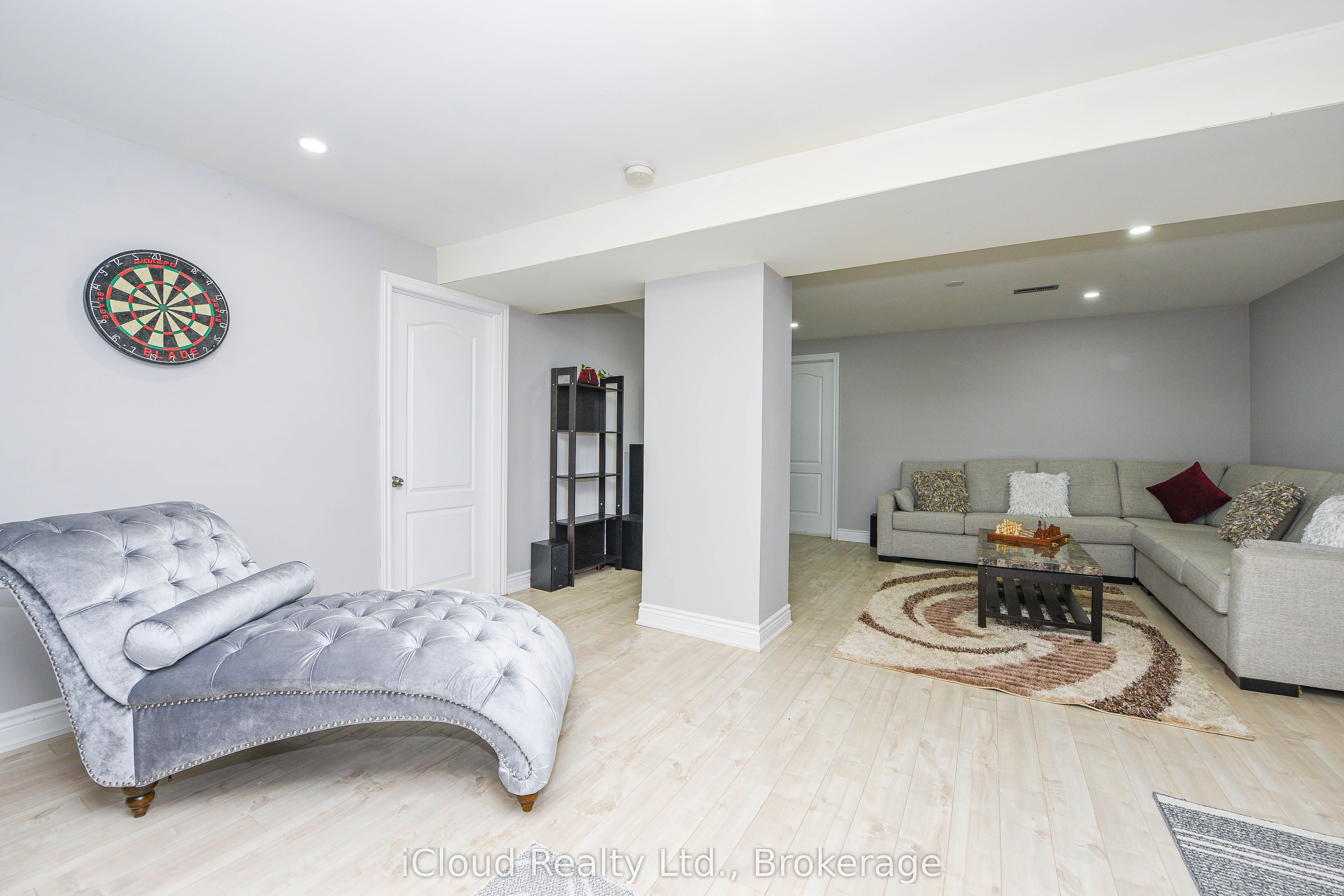 25 Giles Road, Caledon, ON L7K 0B6