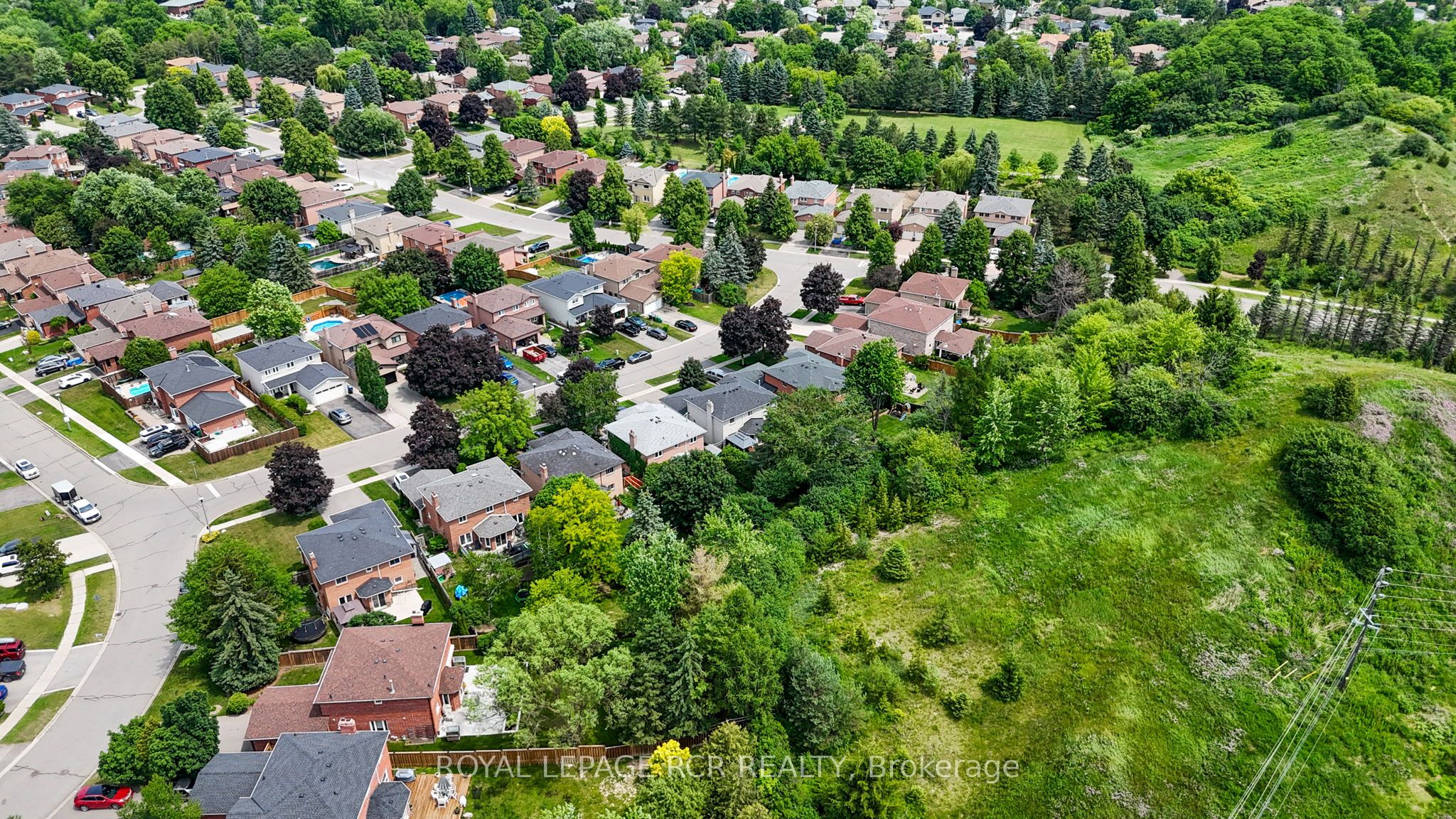 9 Doepath Way, Caledon, ON L7E 2G4