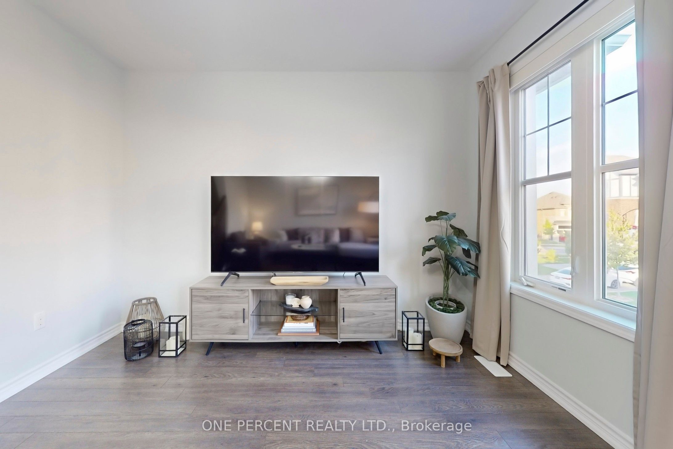 501 Buckeye Court, Milton, ON L9E 1P3