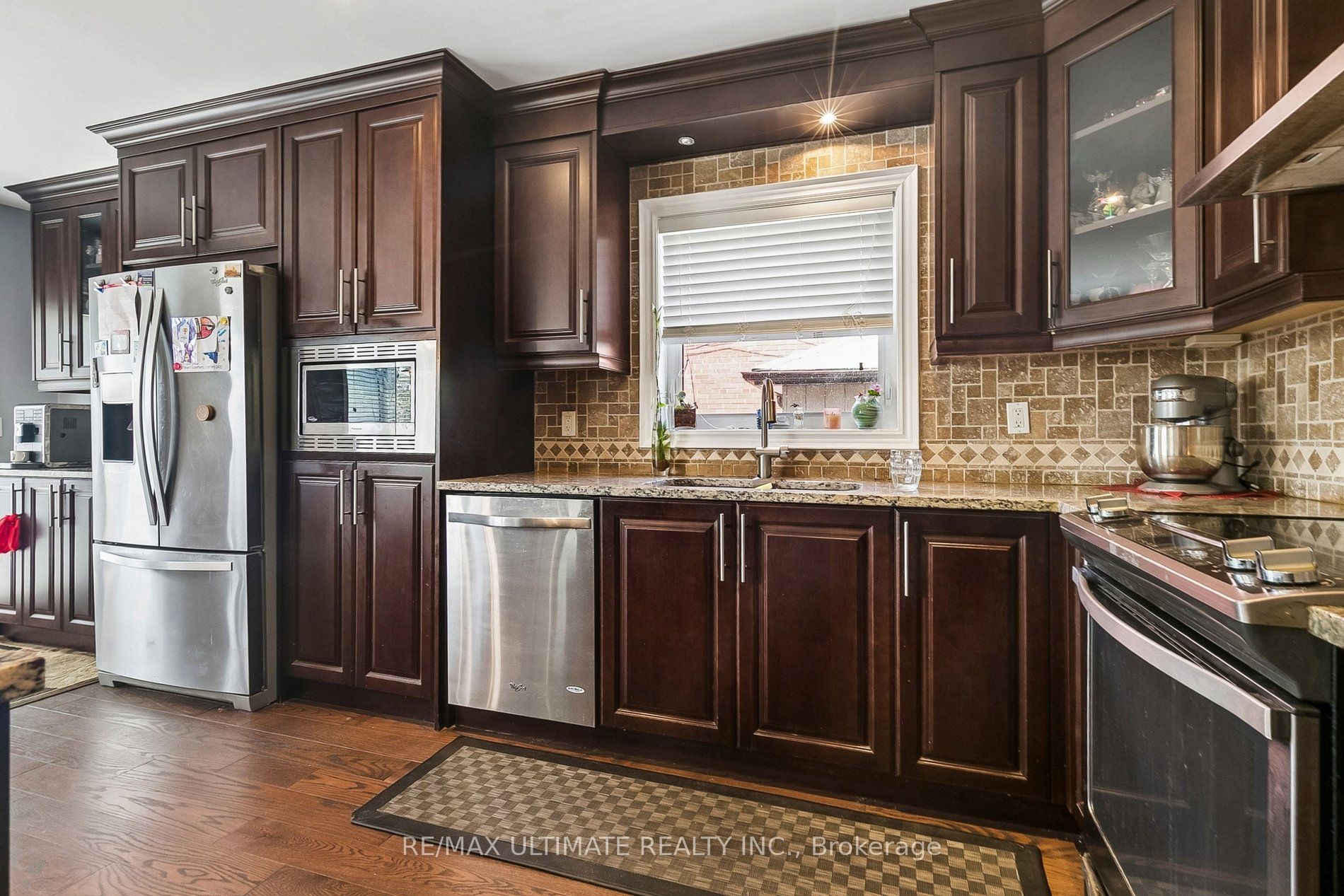 75 Giltspur Drive, Toronto, ON M3L 1M4