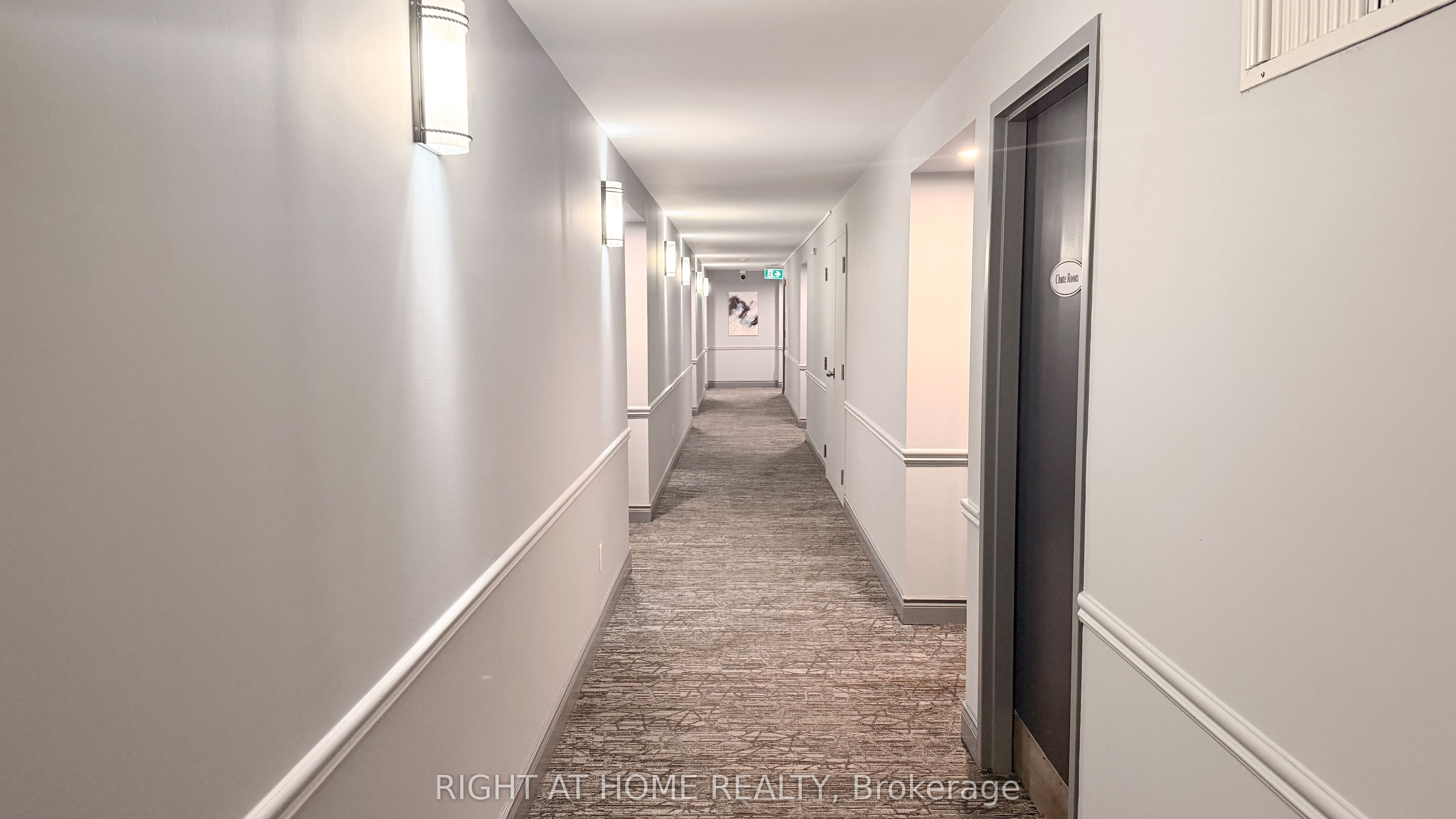 2300 Parkhaven Boulevard 308, Oakville, ON L6H 6V9