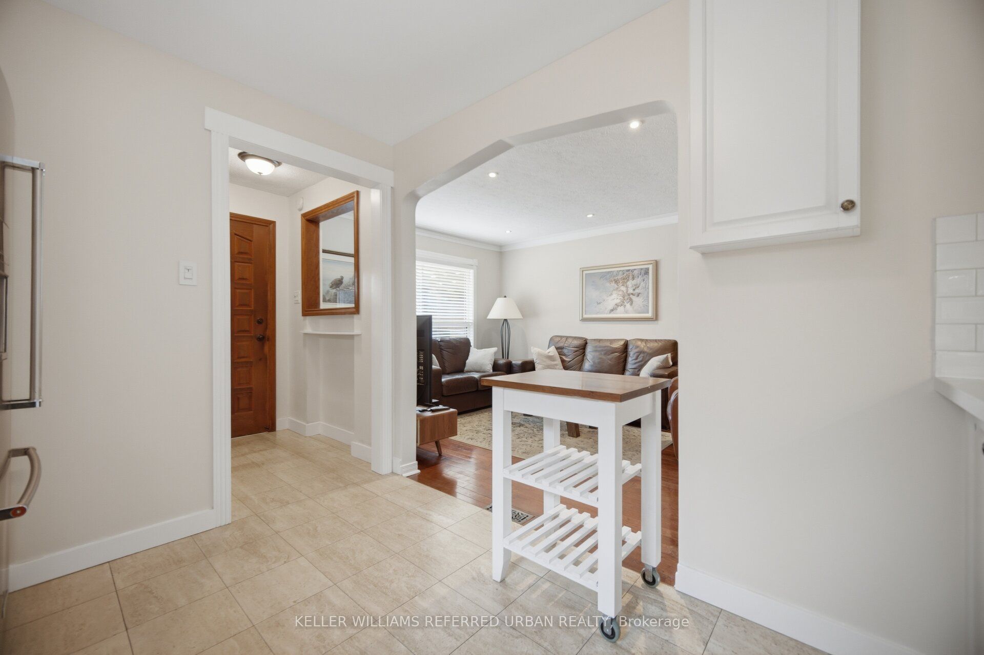 41 Parker Avenue, Toronto, ON M8Z 4L7