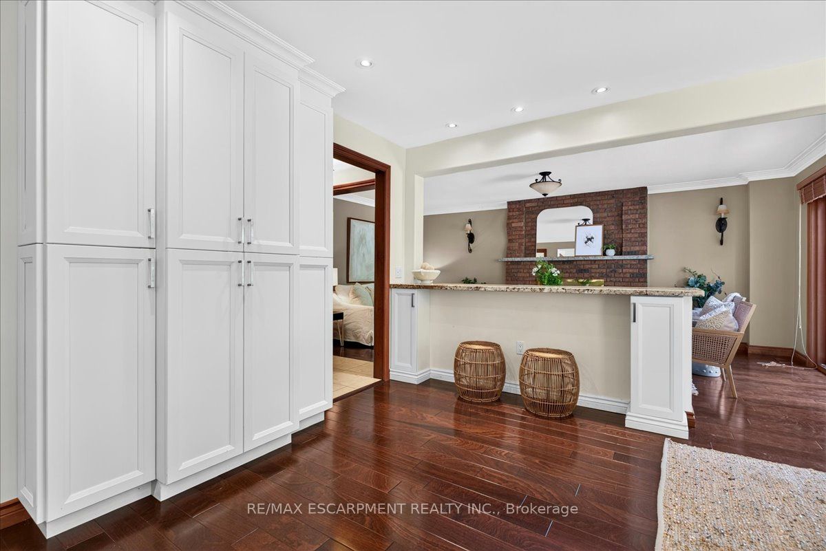 339 Kingsway Place, Milton, ON L9T 4C8