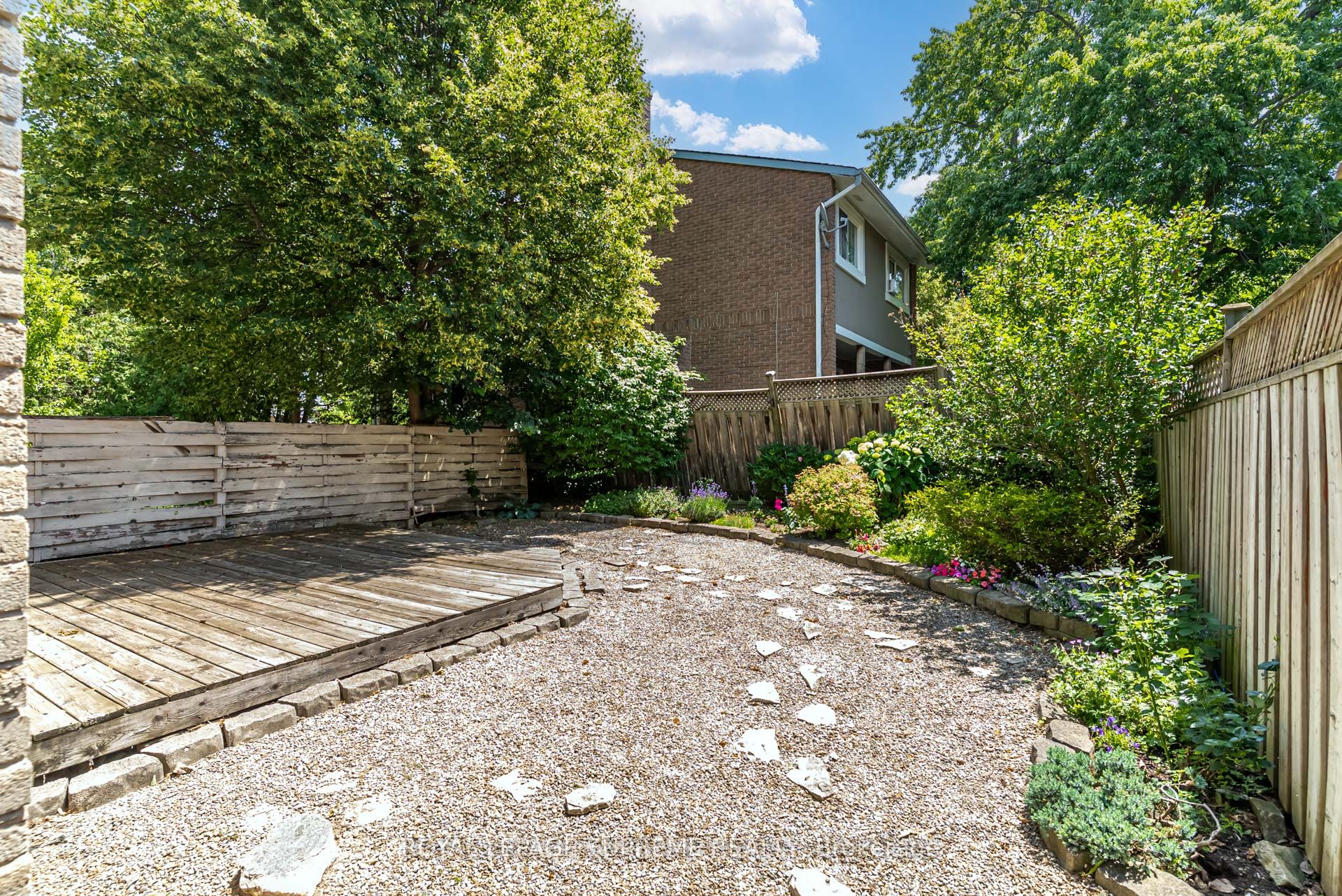 88 Salisbury Circle, Brampton, ON L6V 2Z5