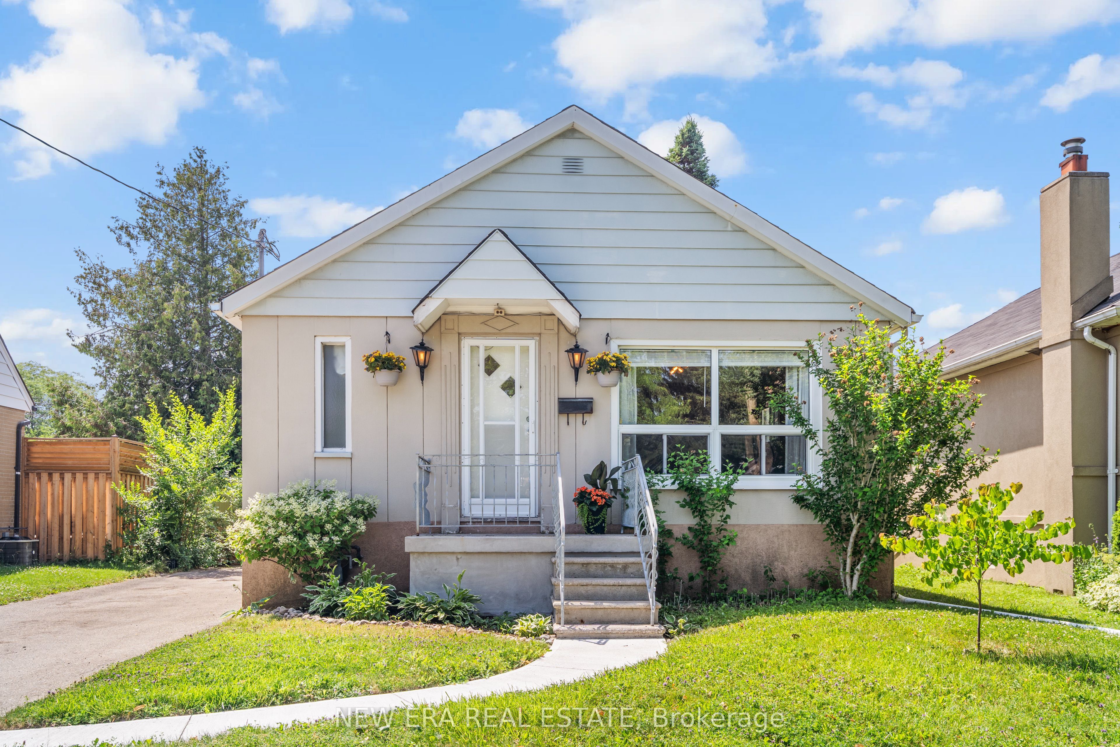 91 Hadrian Drive, Toronto, ON M9W 1V7