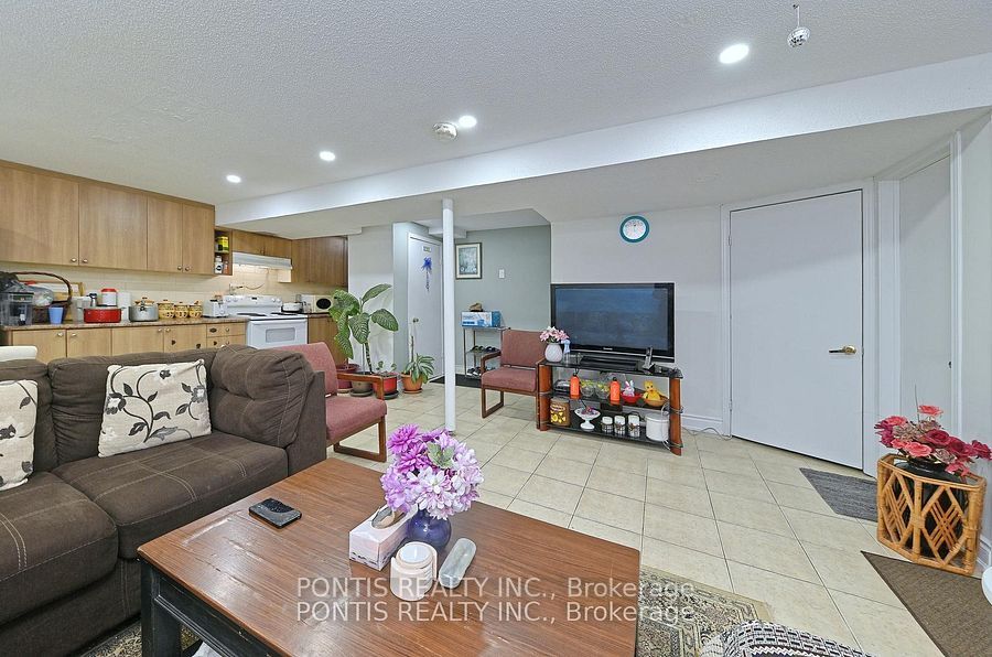 198 MOFFATT Avenue, Brampton, ON L6Y 4R3