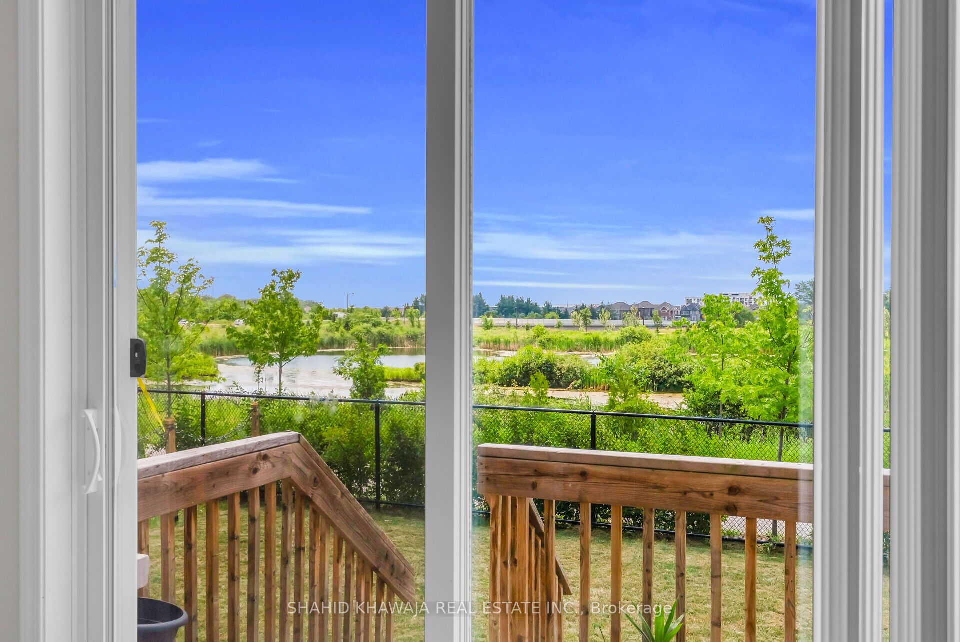 143 Yates Drive, Milton, ON L9E 1S7