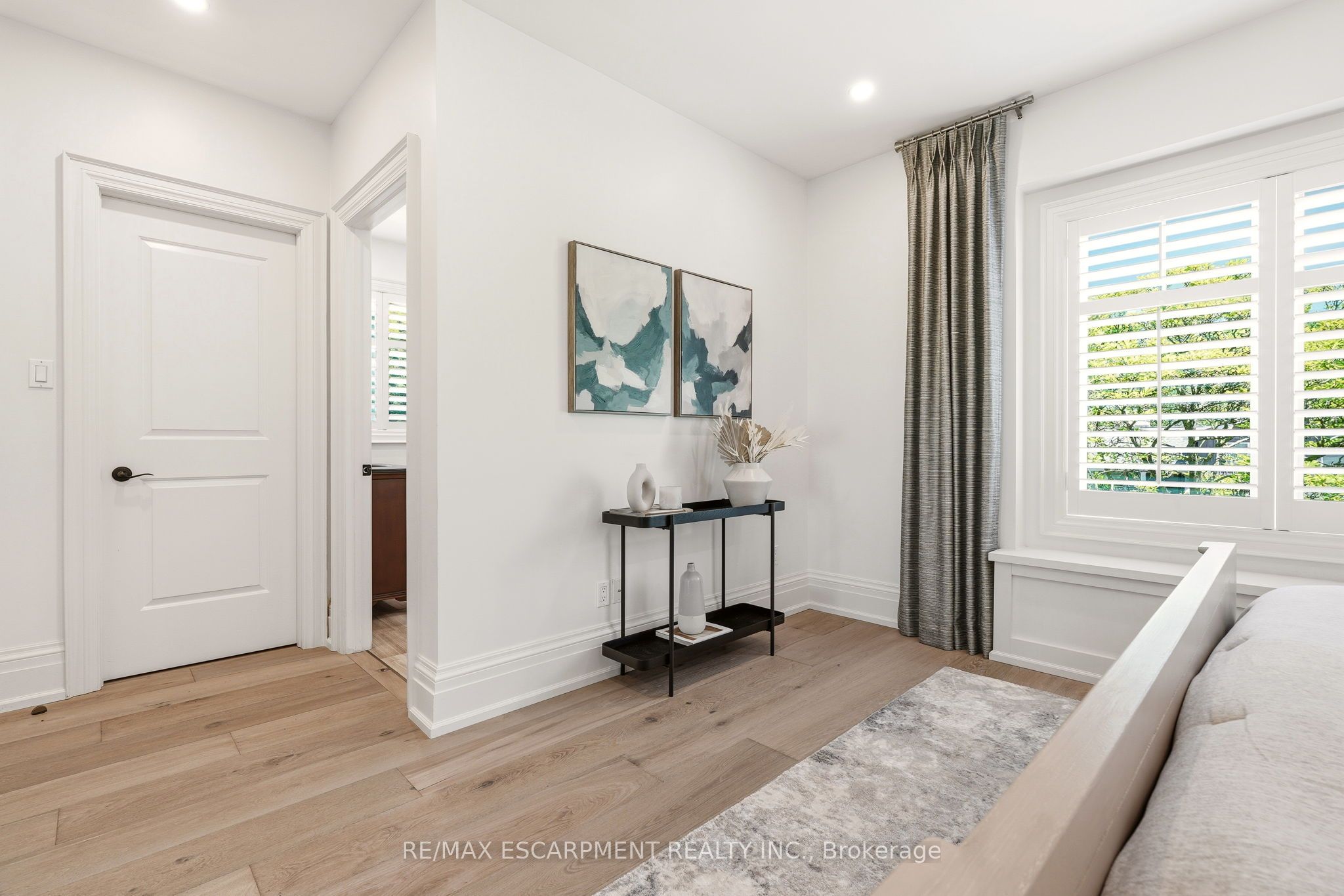 336 Newbold Court, Burlington, ON L7R 2Y6
