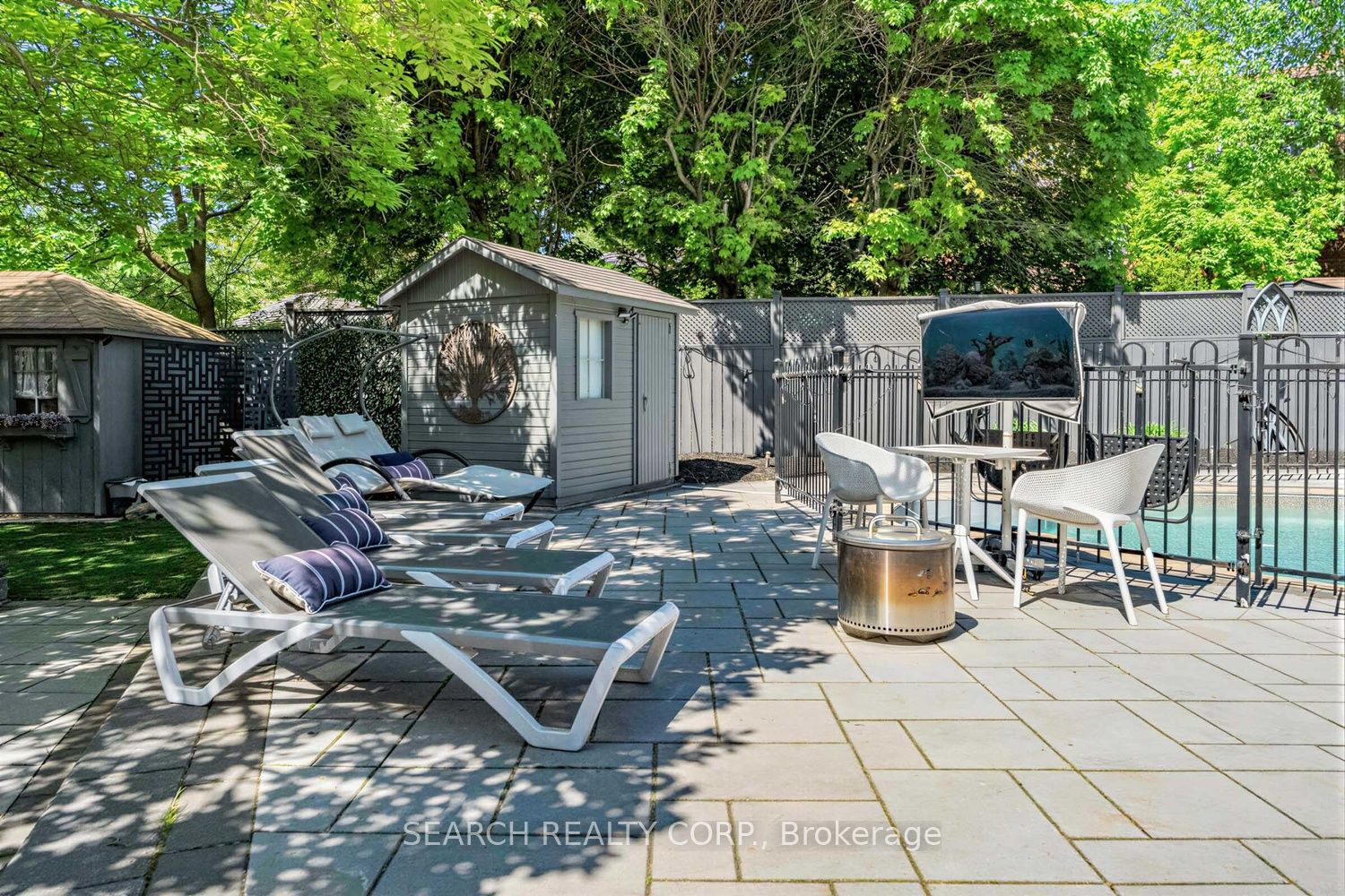1421 Watersedge Road, Mississauga, ON L5J 1A3